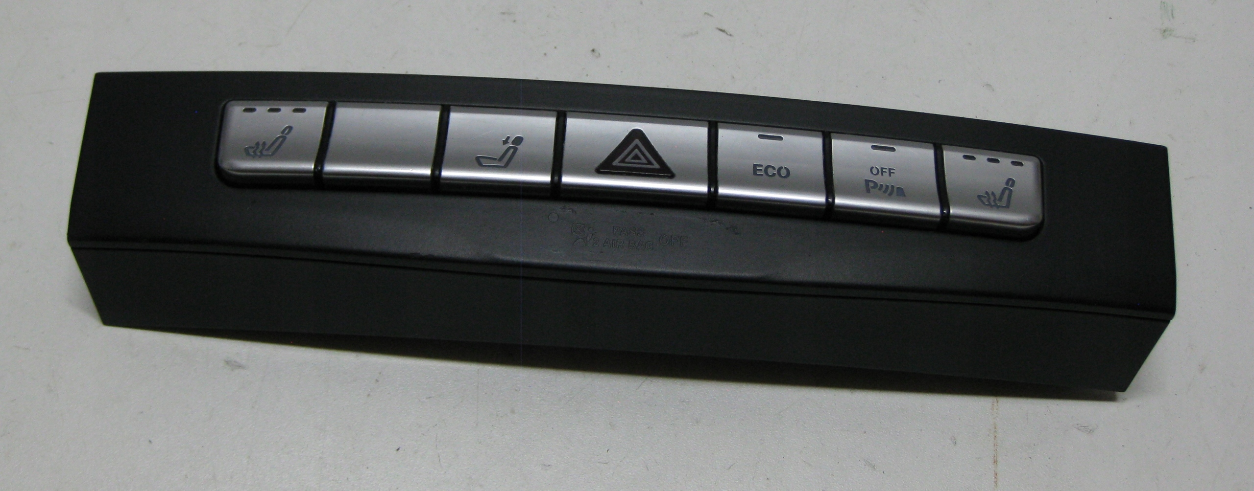 MERCEDES W212 LIFT E class 13R PANEL controls of warning lights A2129052401