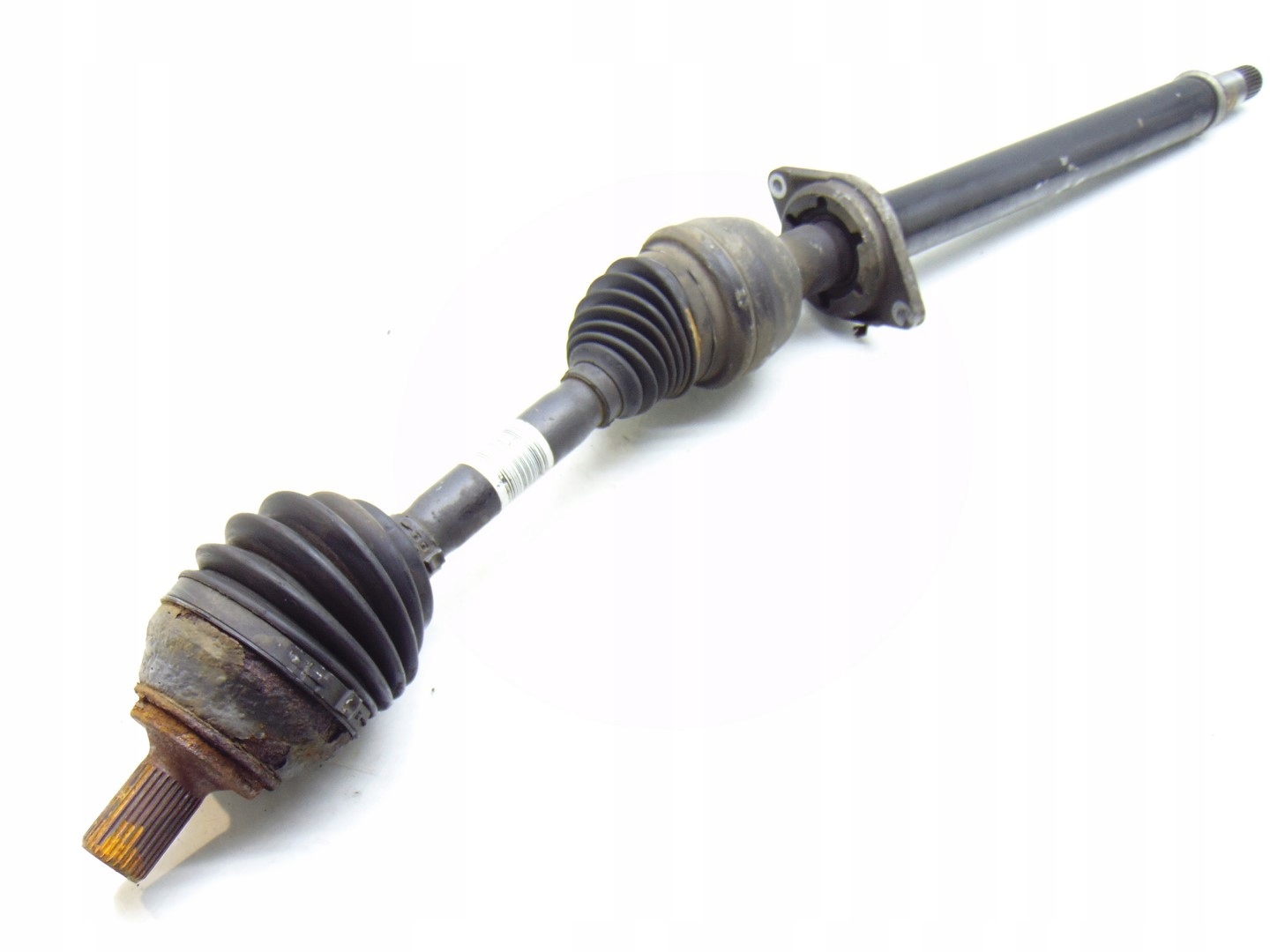 Передний правый вал MERCEDES W176 A2463303000