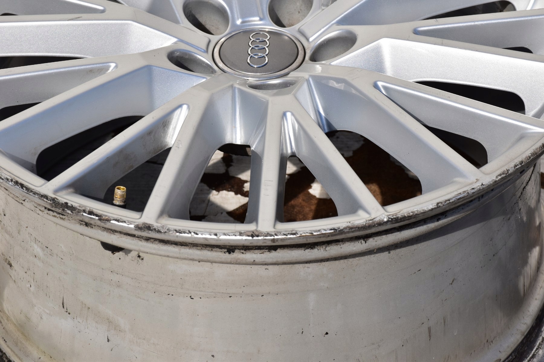 disk hliníkový AUDI TT 8,5" x 18 " 5x112 ET50 8S0601025D