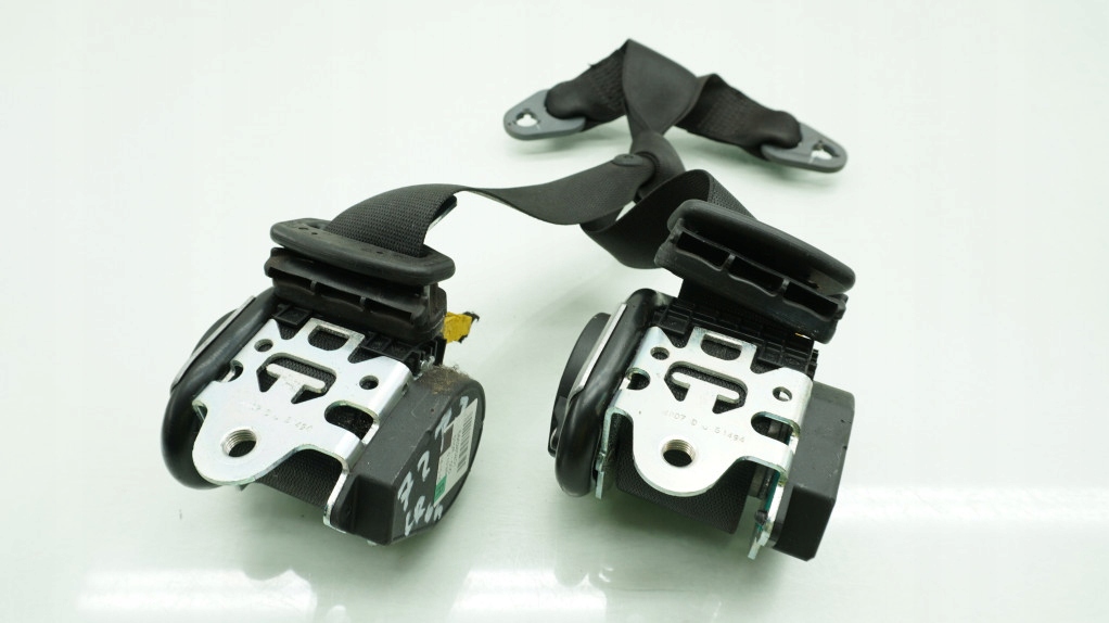 CHRYSLER CROSSFIRE ремень безопасности комплект л+P