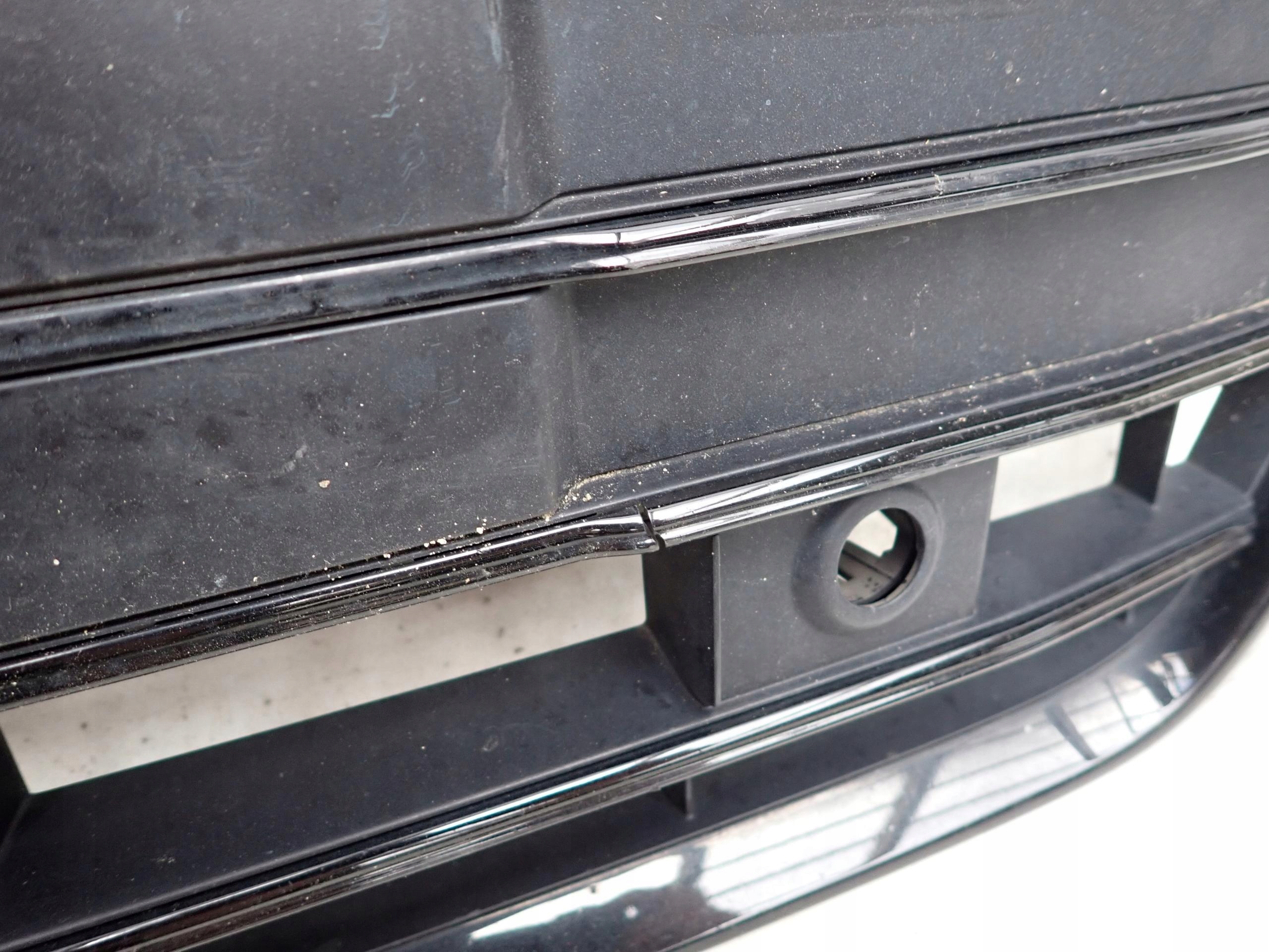 AUDI A6 C8 4K 18-> grill grille radiator PDC
