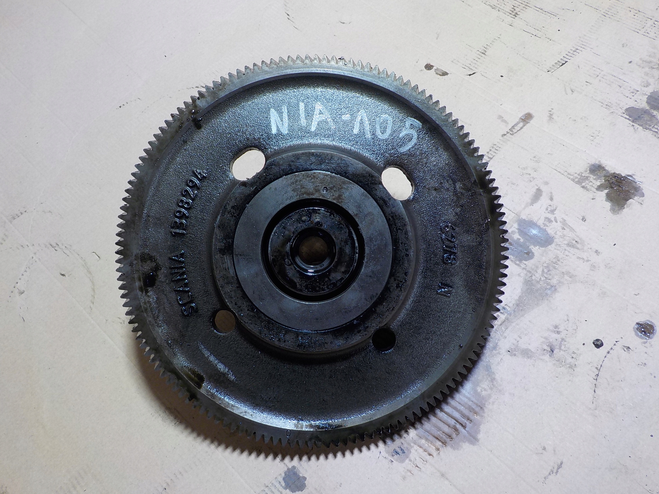 SCANIA R420 зубчатый шкив 1398294