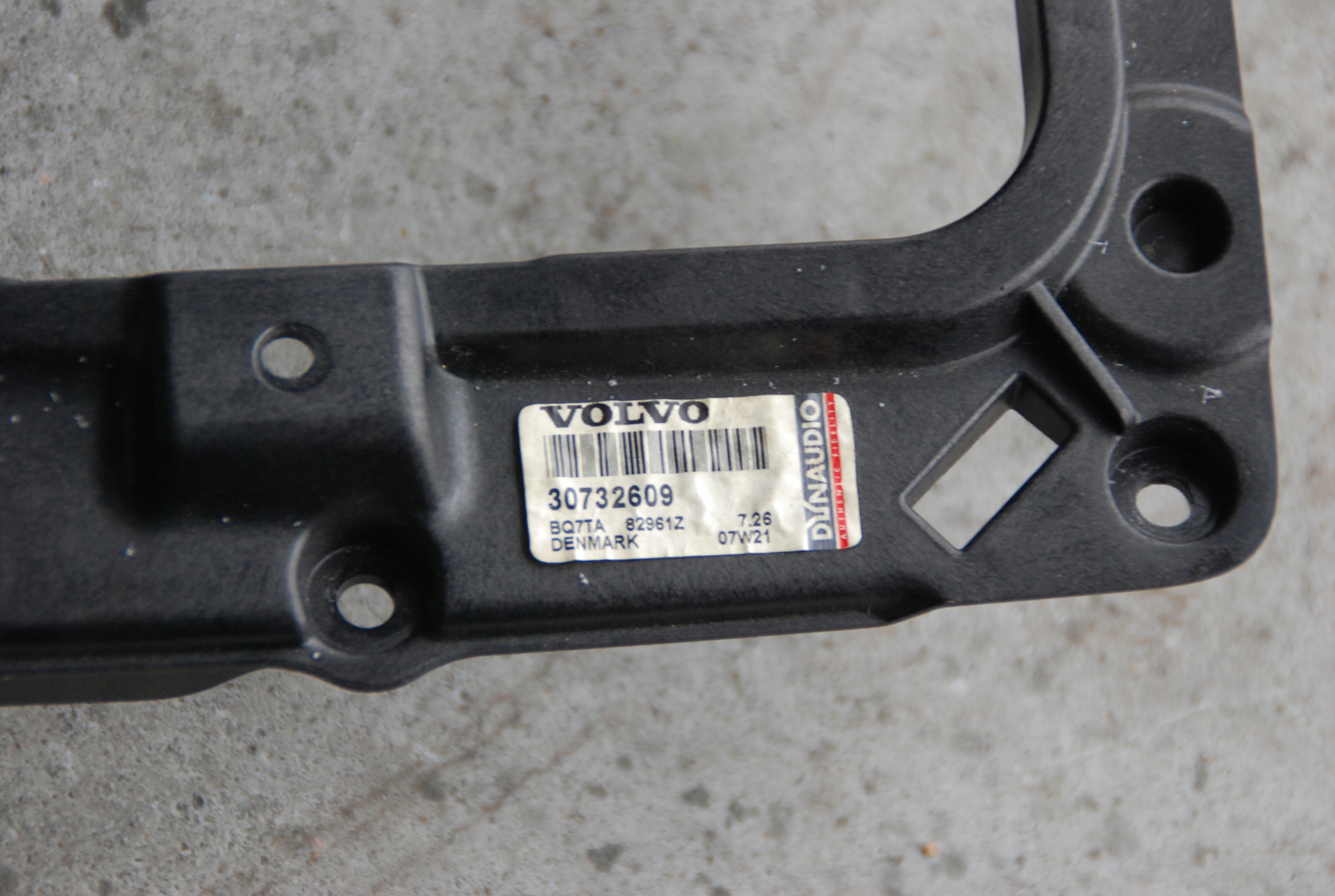 VOLVO V70 III S80 II GŁOŚNIK DYNAUDIO Producent części Duracam