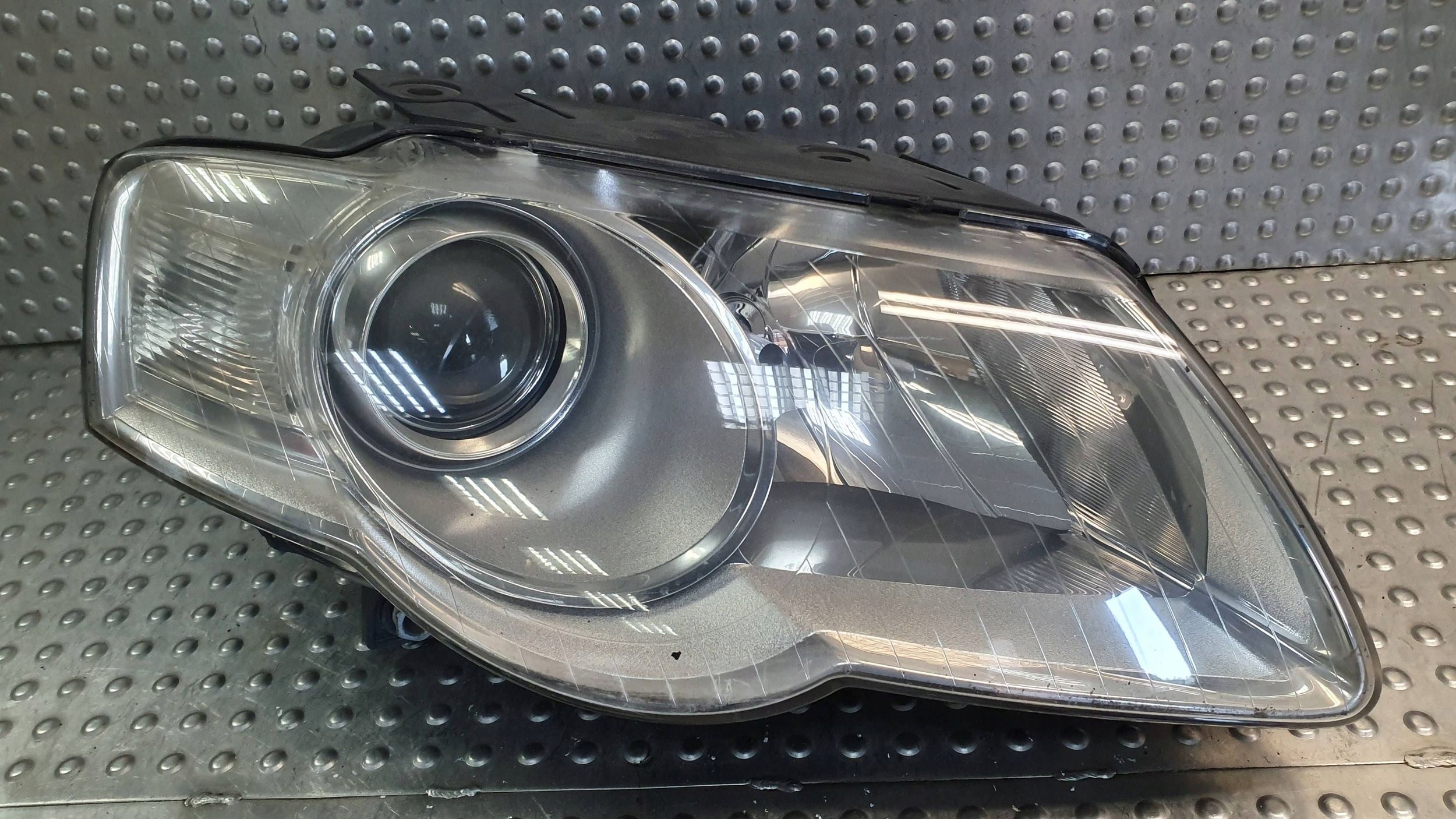 light front right VW PASSAT B6 3C 05