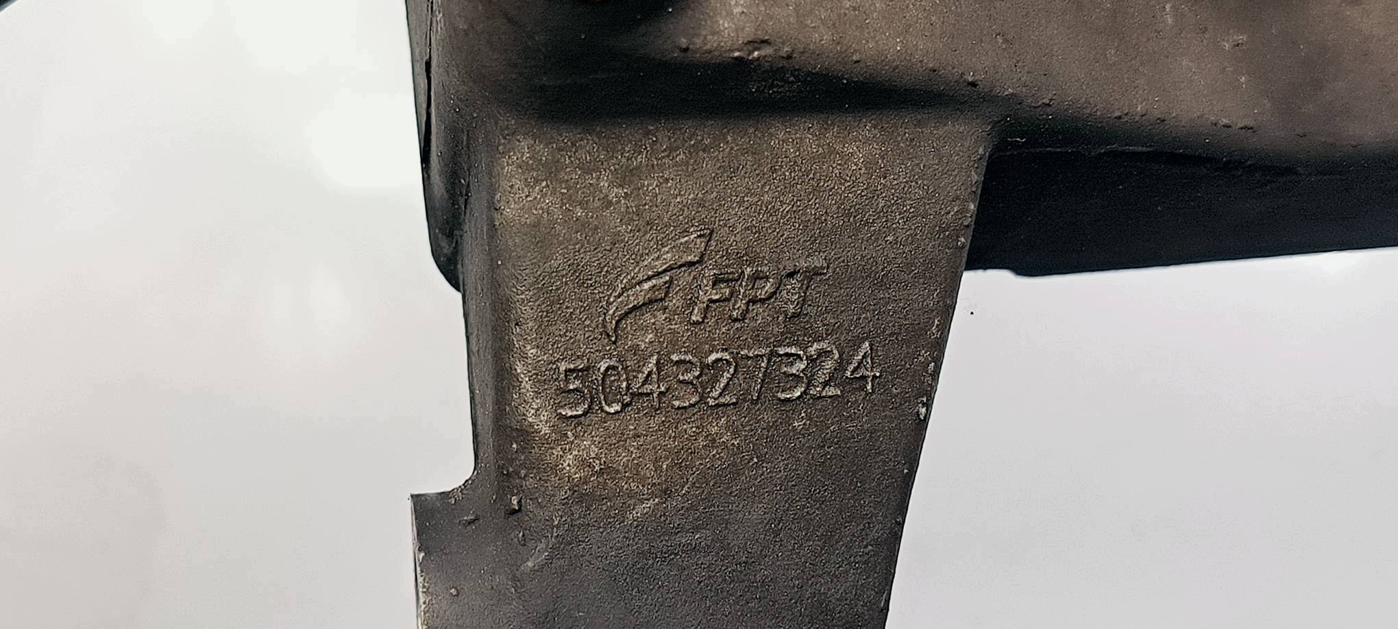 Support plaque Moteur 504327324 IVECO DAILY 35S18