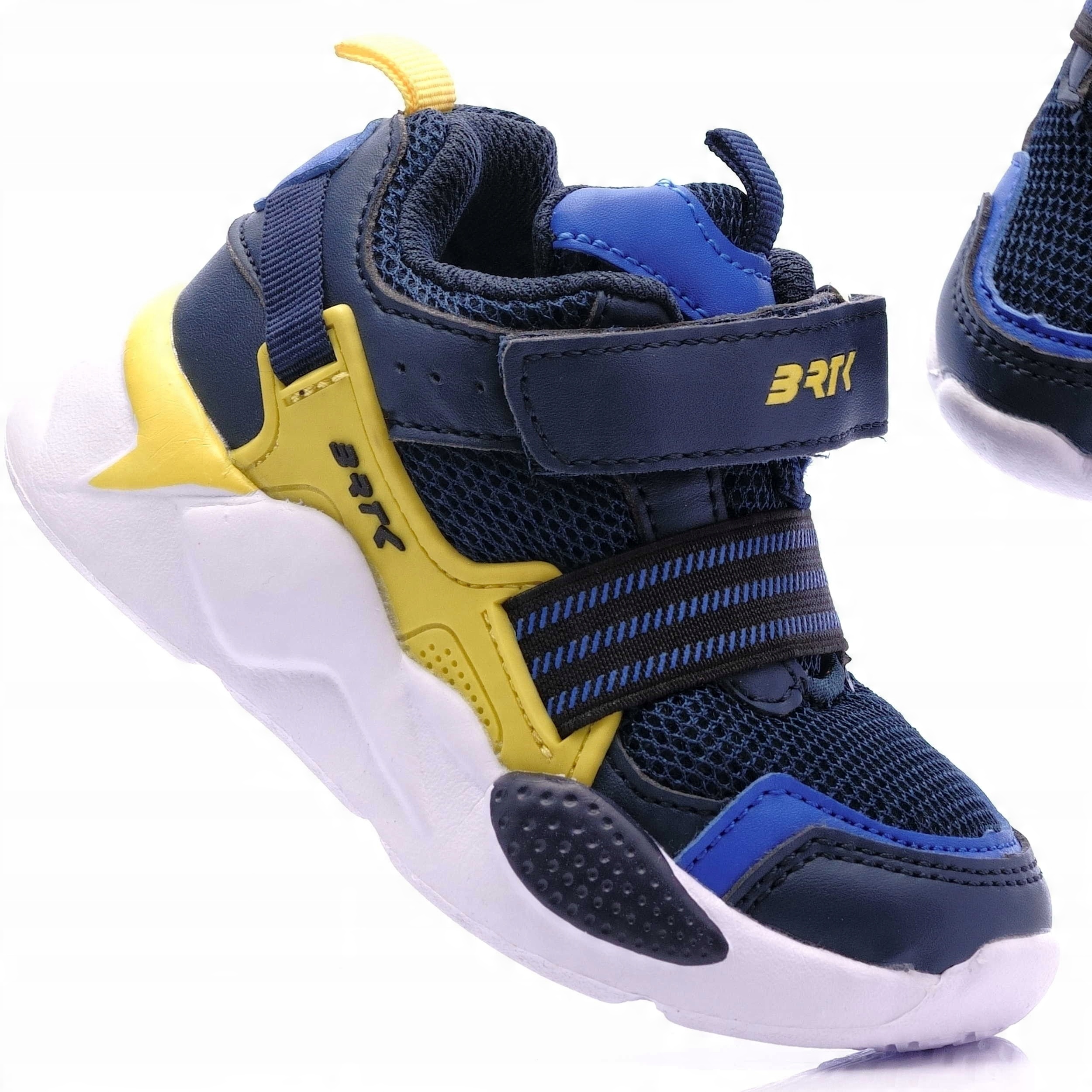 

Bartek Adidasy Buty Dziecięce Półbuty 23