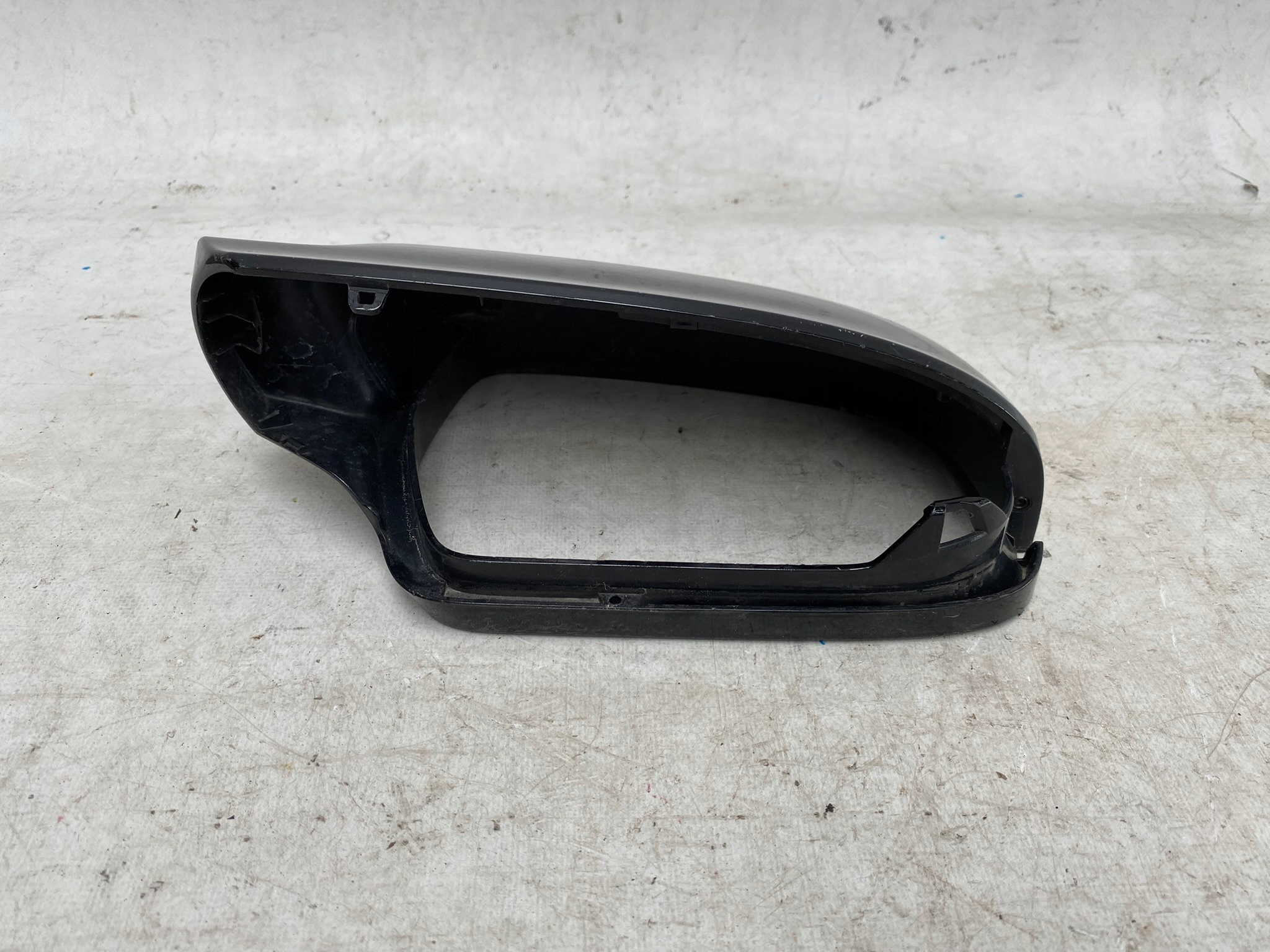 AUDI A4 B8 8K 08- cover mirrors left 8F0857527