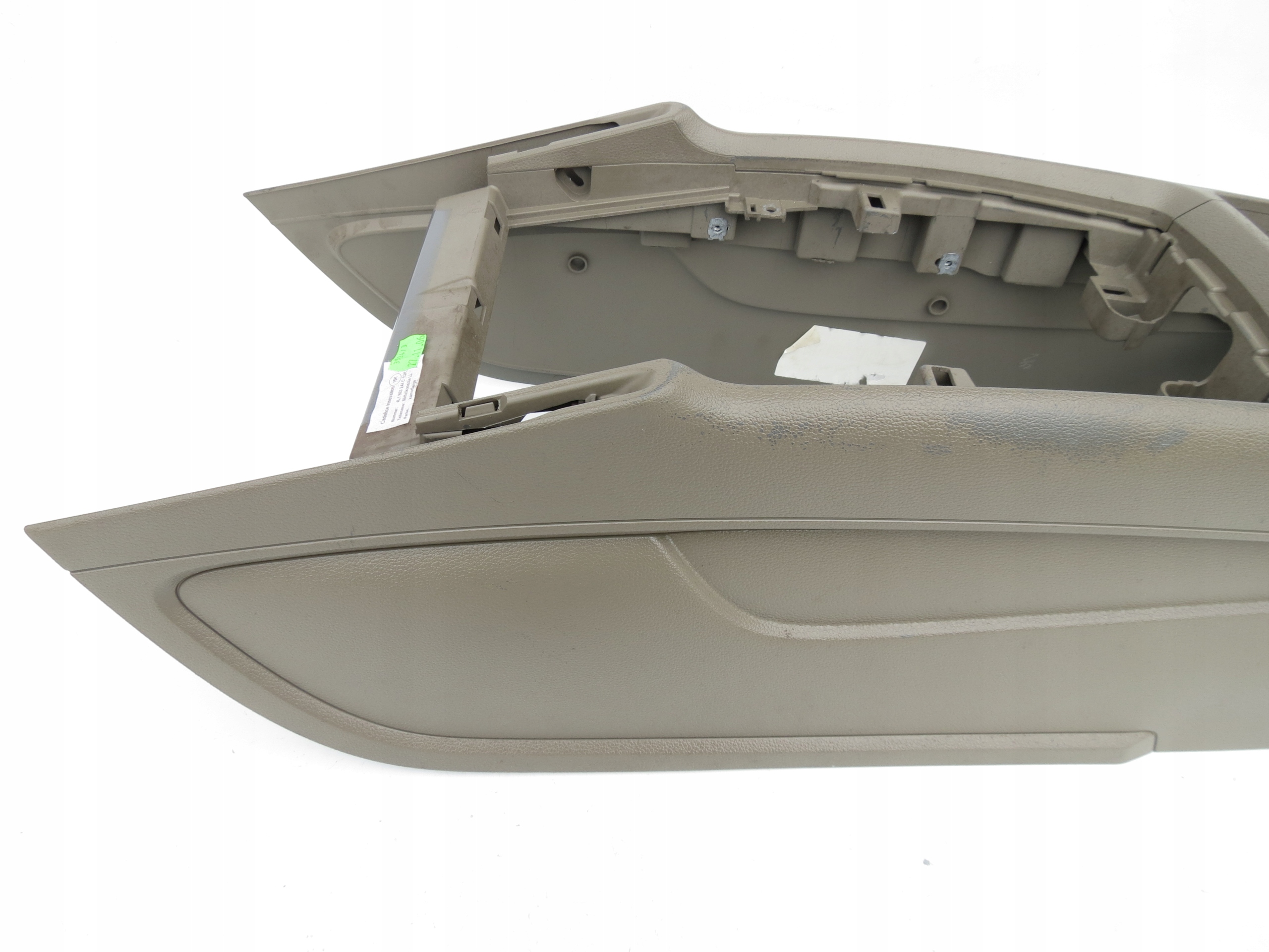 TUNEL mitte 4L1863244C AUDI Q7 4L