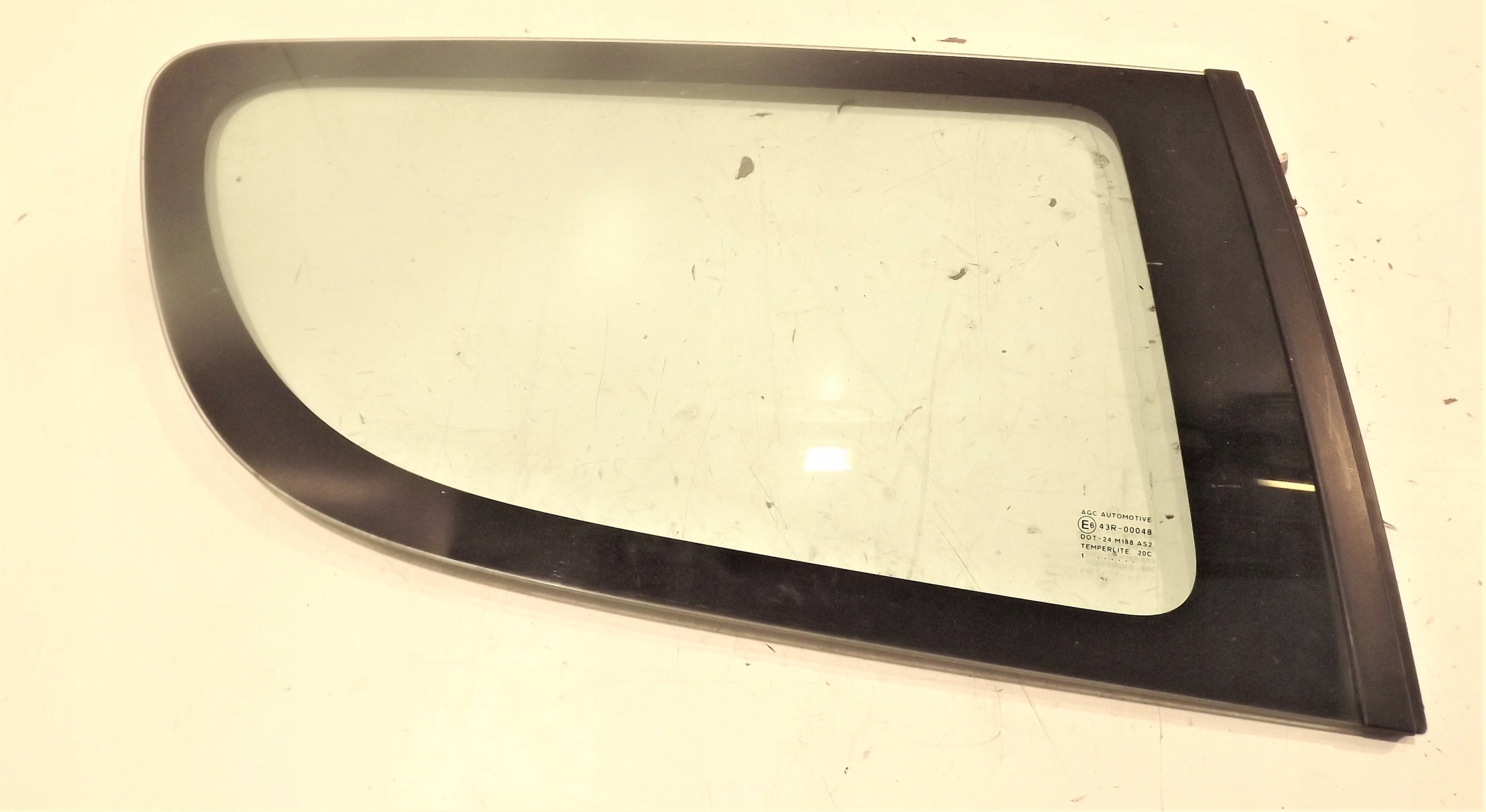 window KARSERYJNA right 3-D SUZUKI SWIFT MK7