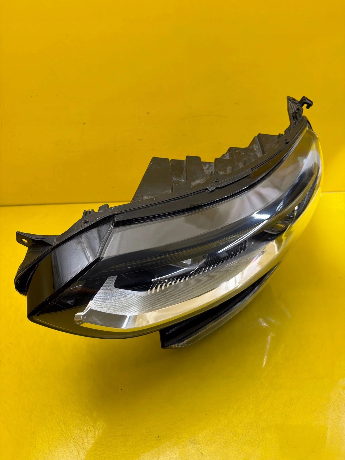 light left front Renault Megane IV Full Led 260601093R
