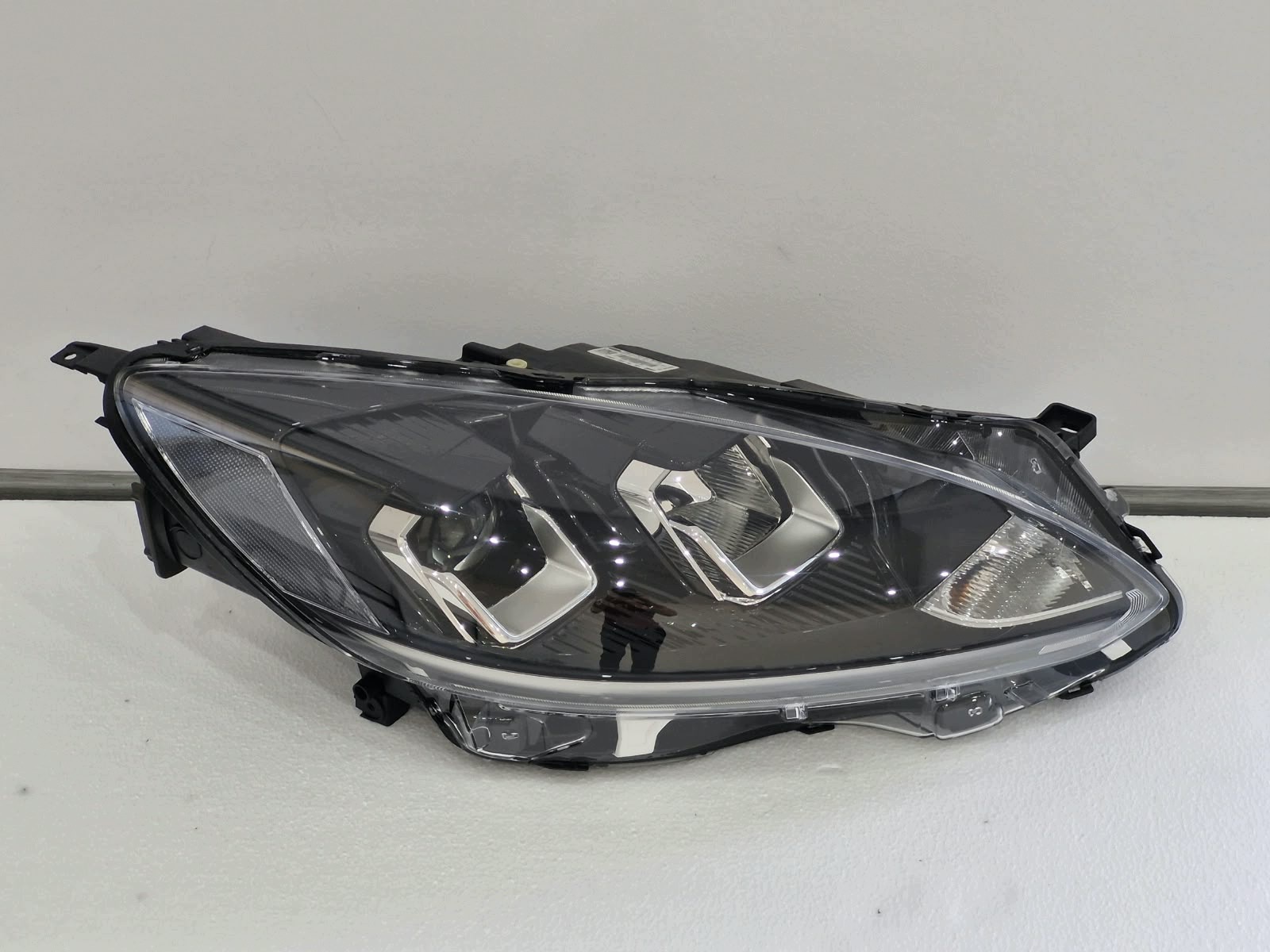 light right Ford Kuga MK3 Zwykly LED