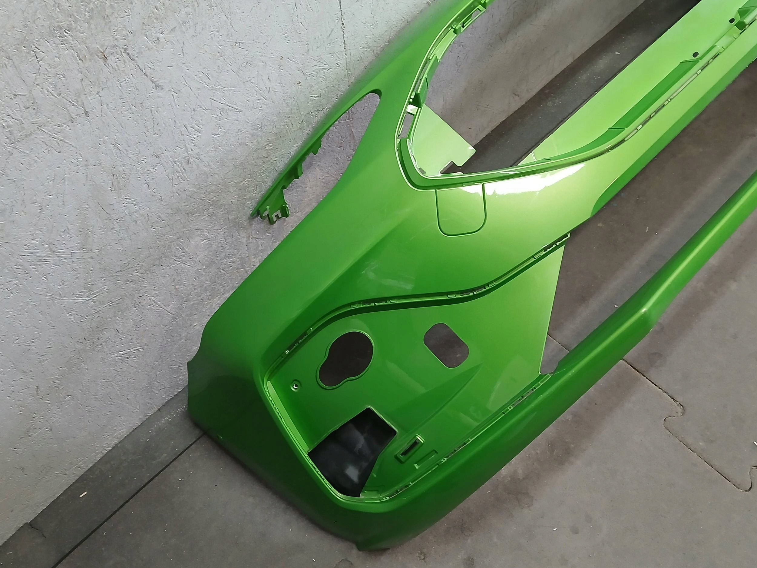 Stoßstange vorne FORD FOCUS MK4 LIFT ST