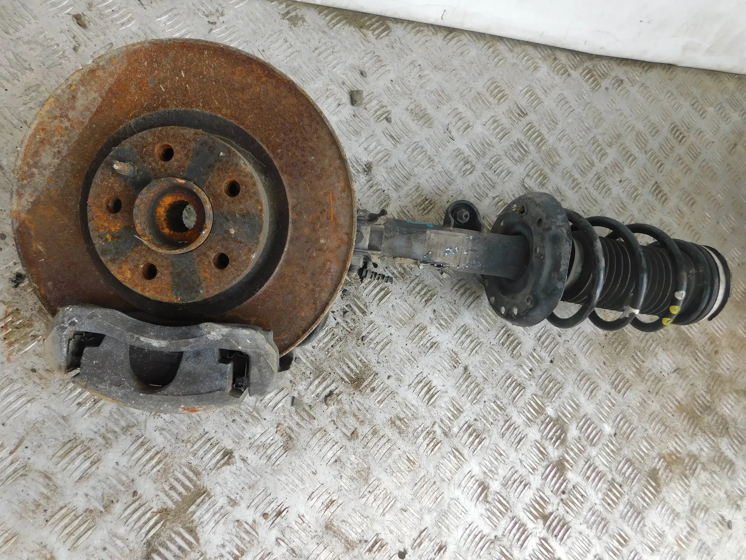 swing McPherson right FIAT 500L 1.3 JTD