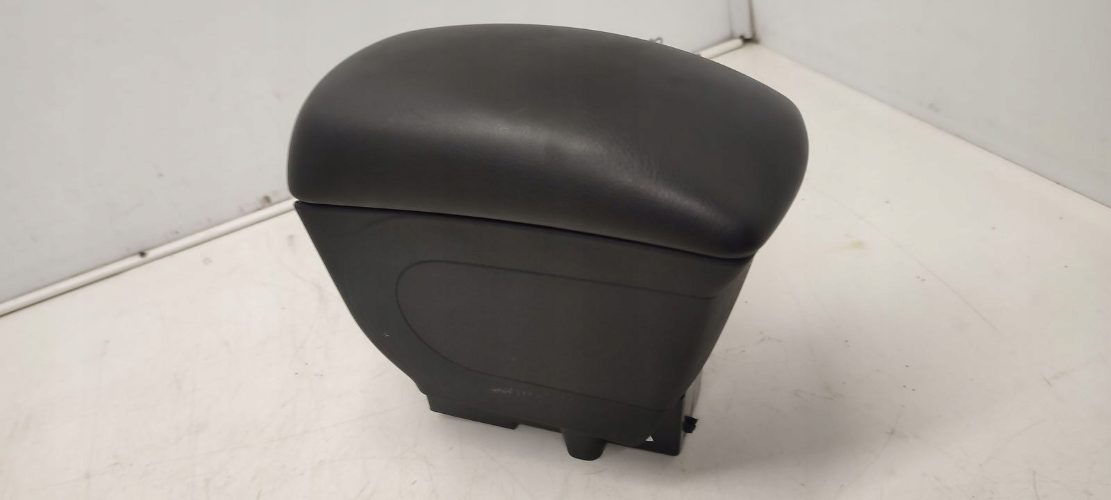 armrest Citroen C4 and 1,6 HDI