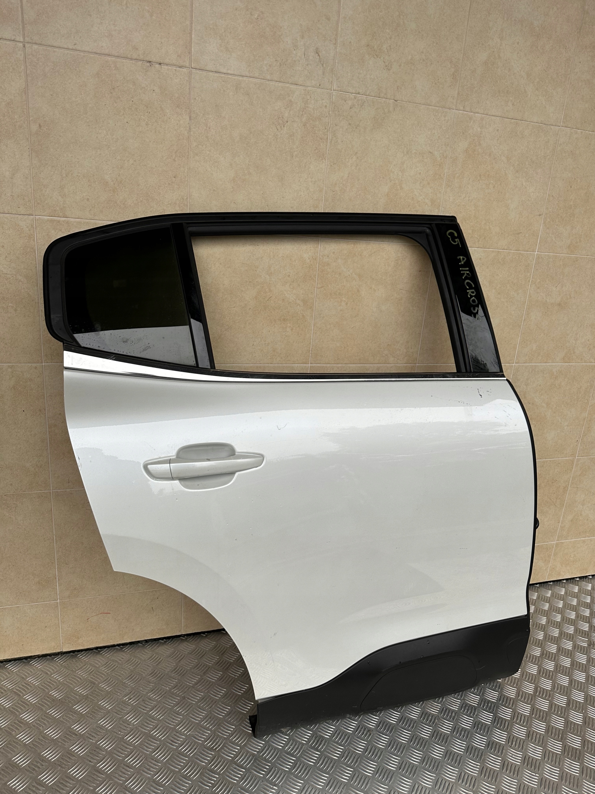 DRZWI PRAWE KOMPLETNE CITROEN C5 AIRCROSS Kolor do lakierowania