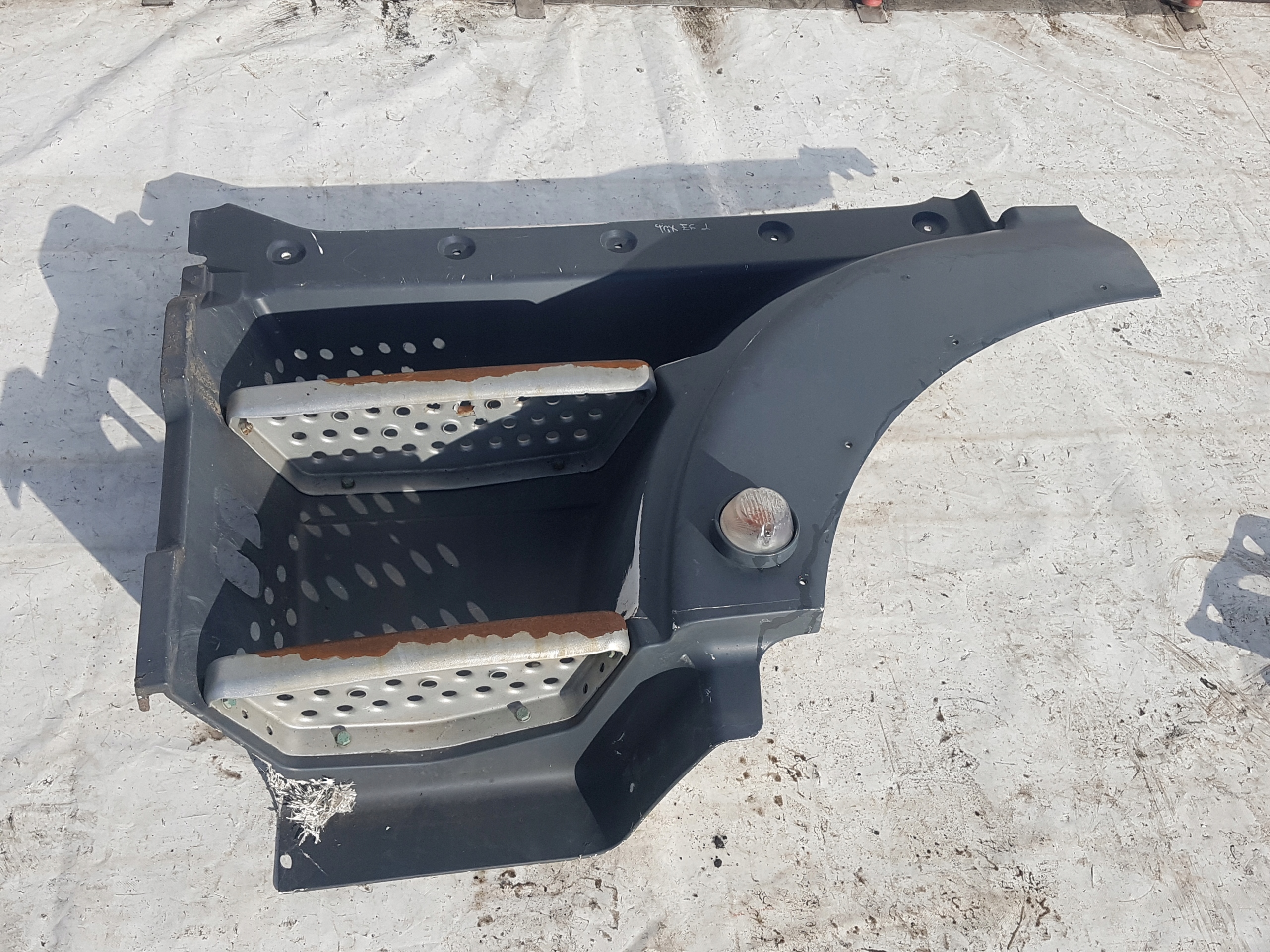 MAN TGX ЕВРО 6 СТУПЕНЬ СТУПЕНИ КАБИНЫ