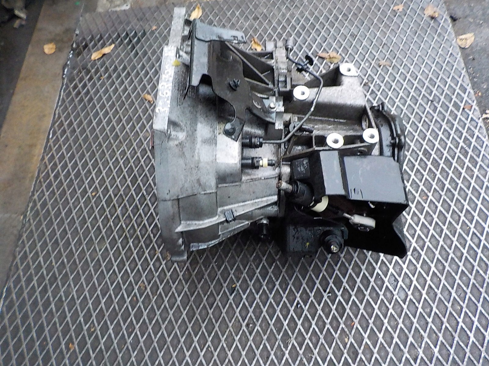 FORD FIESTA MK7 1.6 TDCI original gearbox, 8A6R7002HE