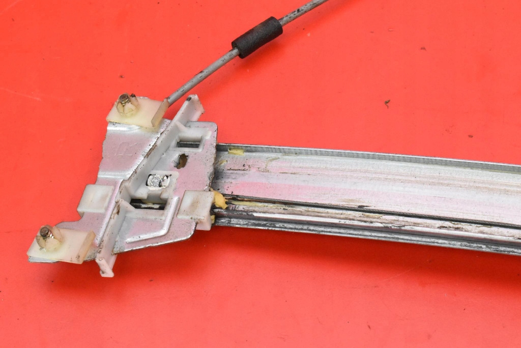 window regulator right front EU CM010410 MAZDA PREMACY 1 and CP 99-01