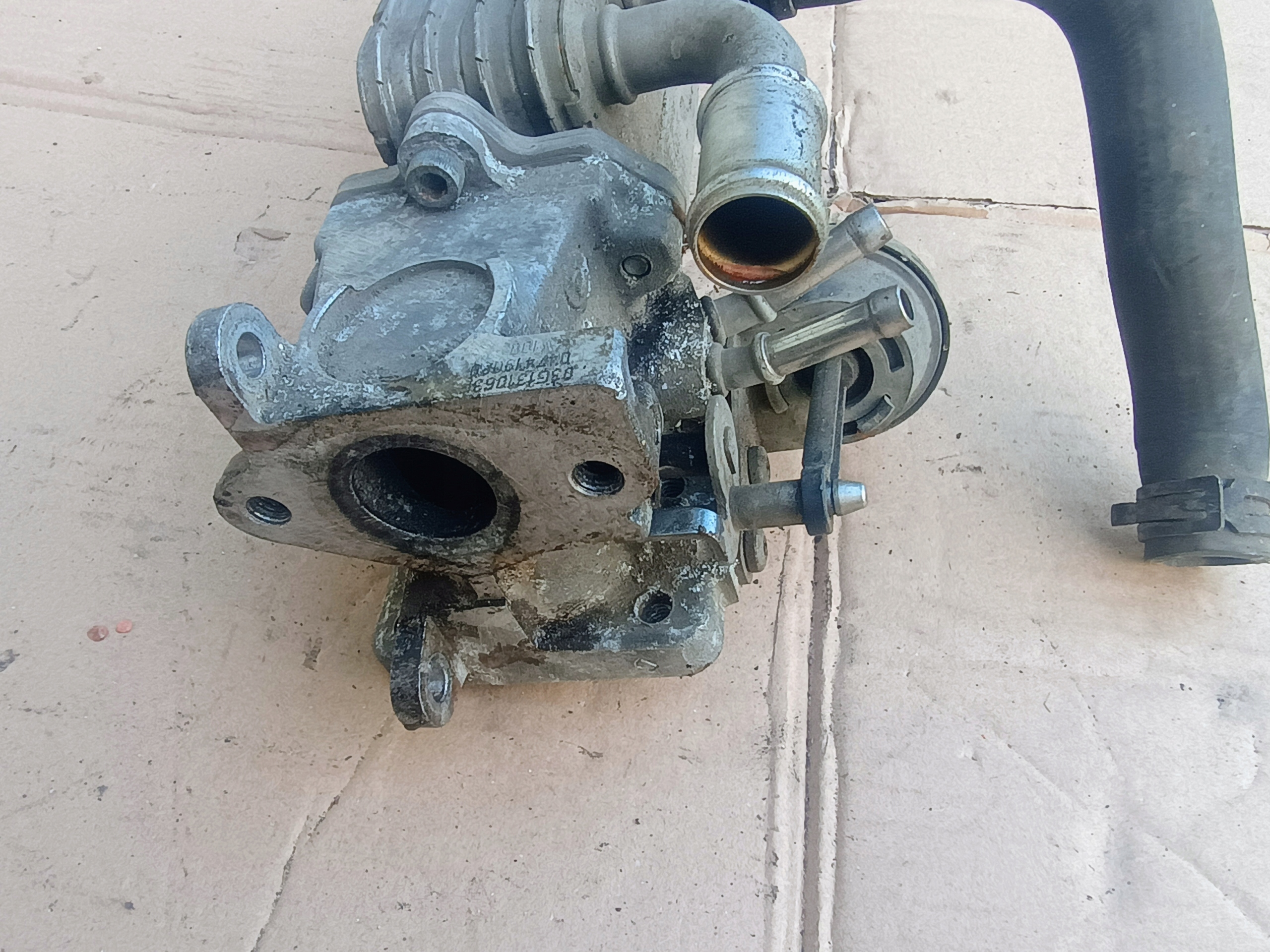 chladic egr ventil VW AUDI 2.0 TDI 03G131063F