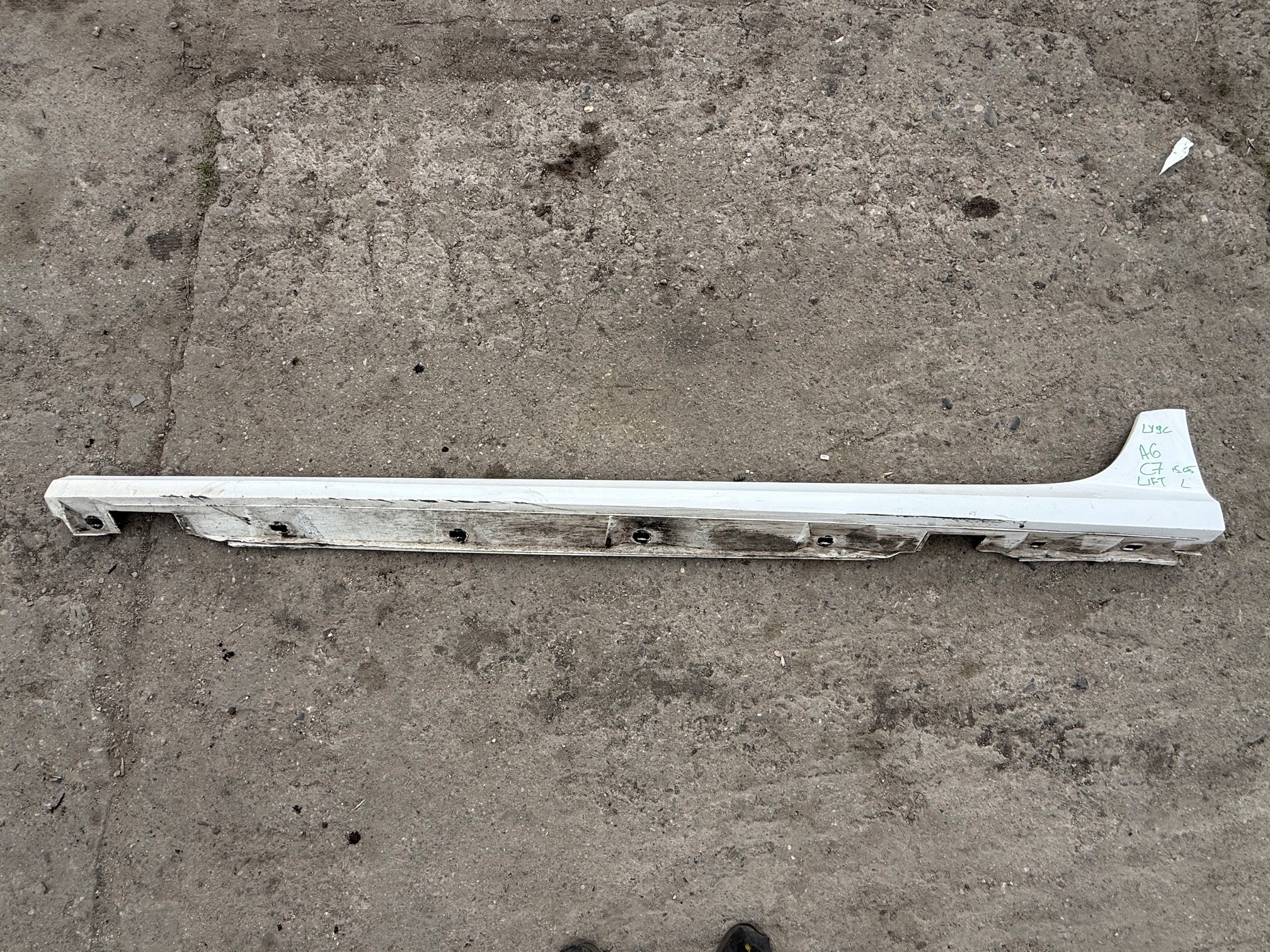 AUDI A6 C7 LIFT LY9C moulding cap threshold threshold left left 4G0853855K