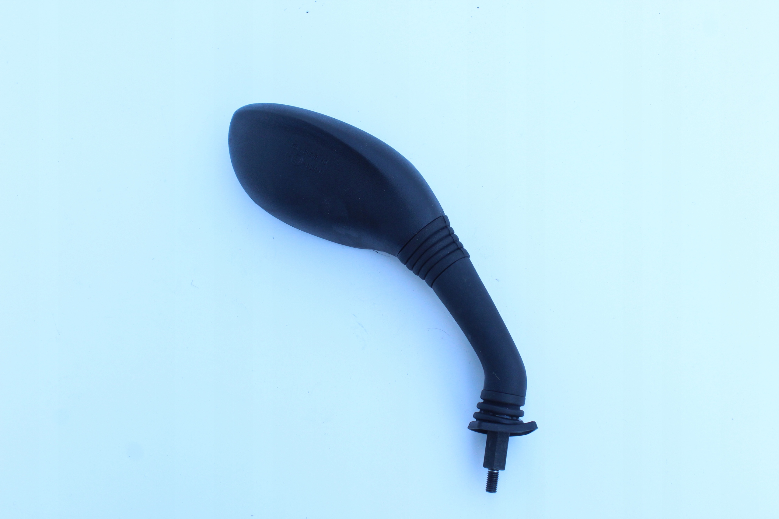 QUADRO 350 ПРАВОЕ ЗЕРКАЛО