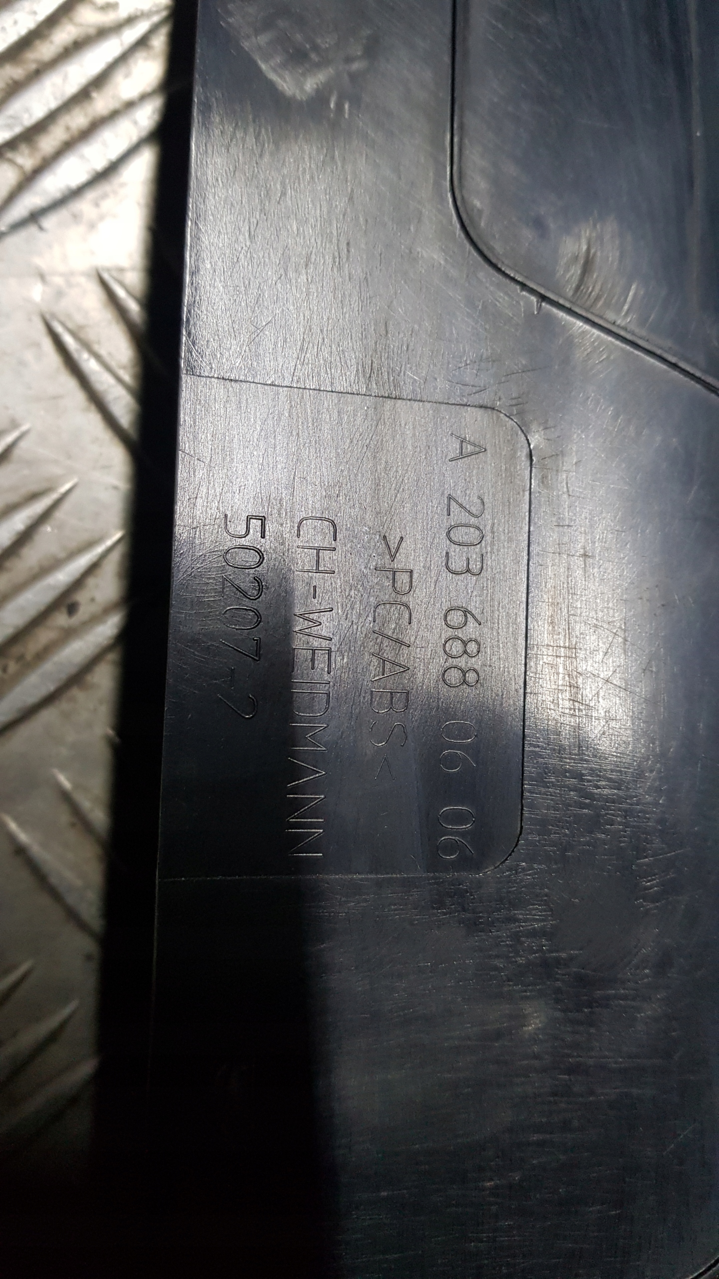 MERCEDES W203 cover SLUPKA right COUPE