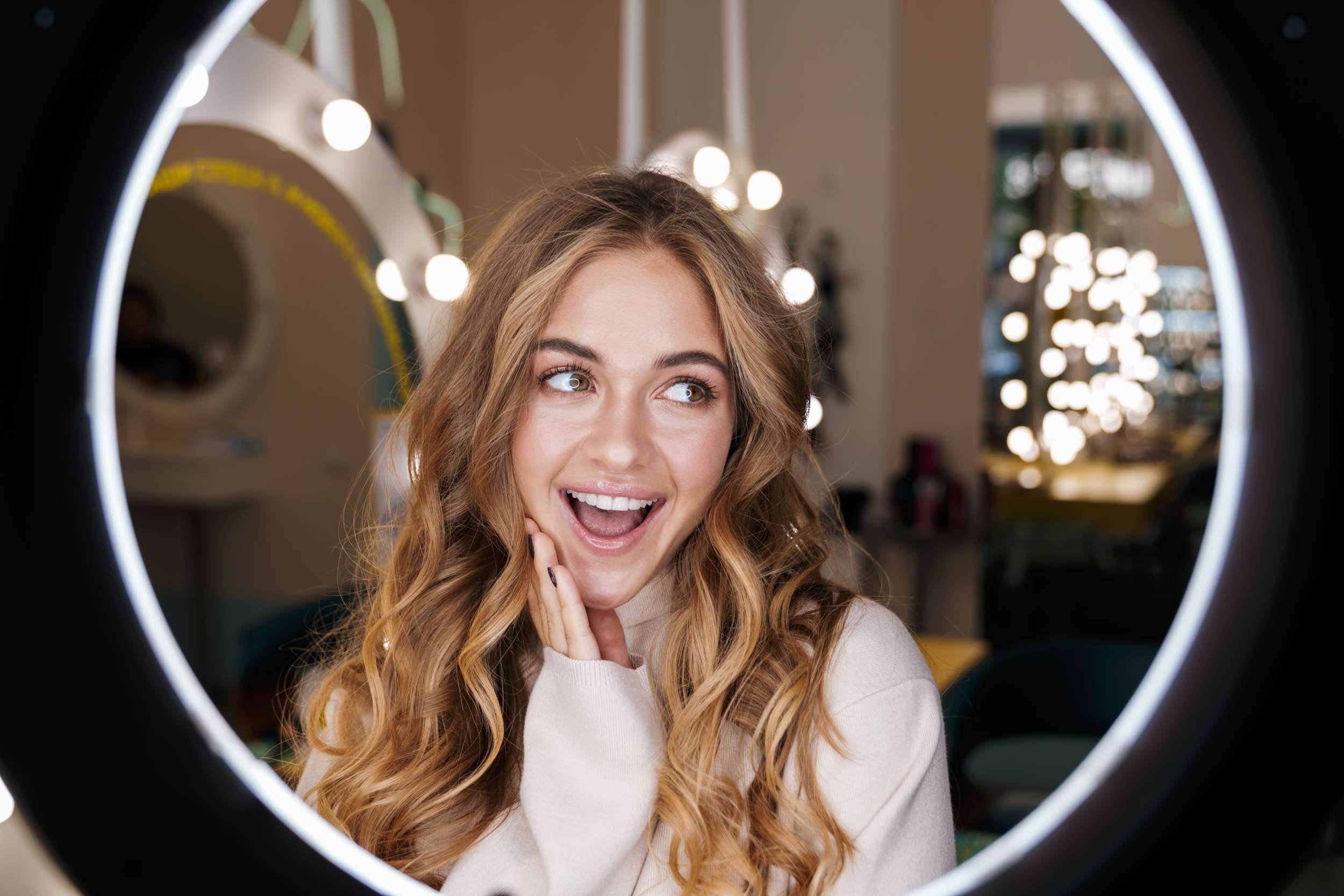 LAMPA PIERŚCIENIOWA Statyw DO ZDJĘĆ FILMÓW SELFIE MAKIJAŻ TikTok PremiumLed Źródło światła LED