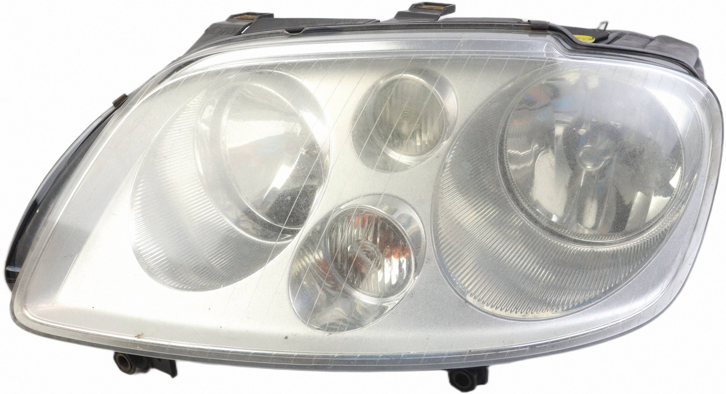 VW TOURAN and light front left front EUROPA 1T0941005E