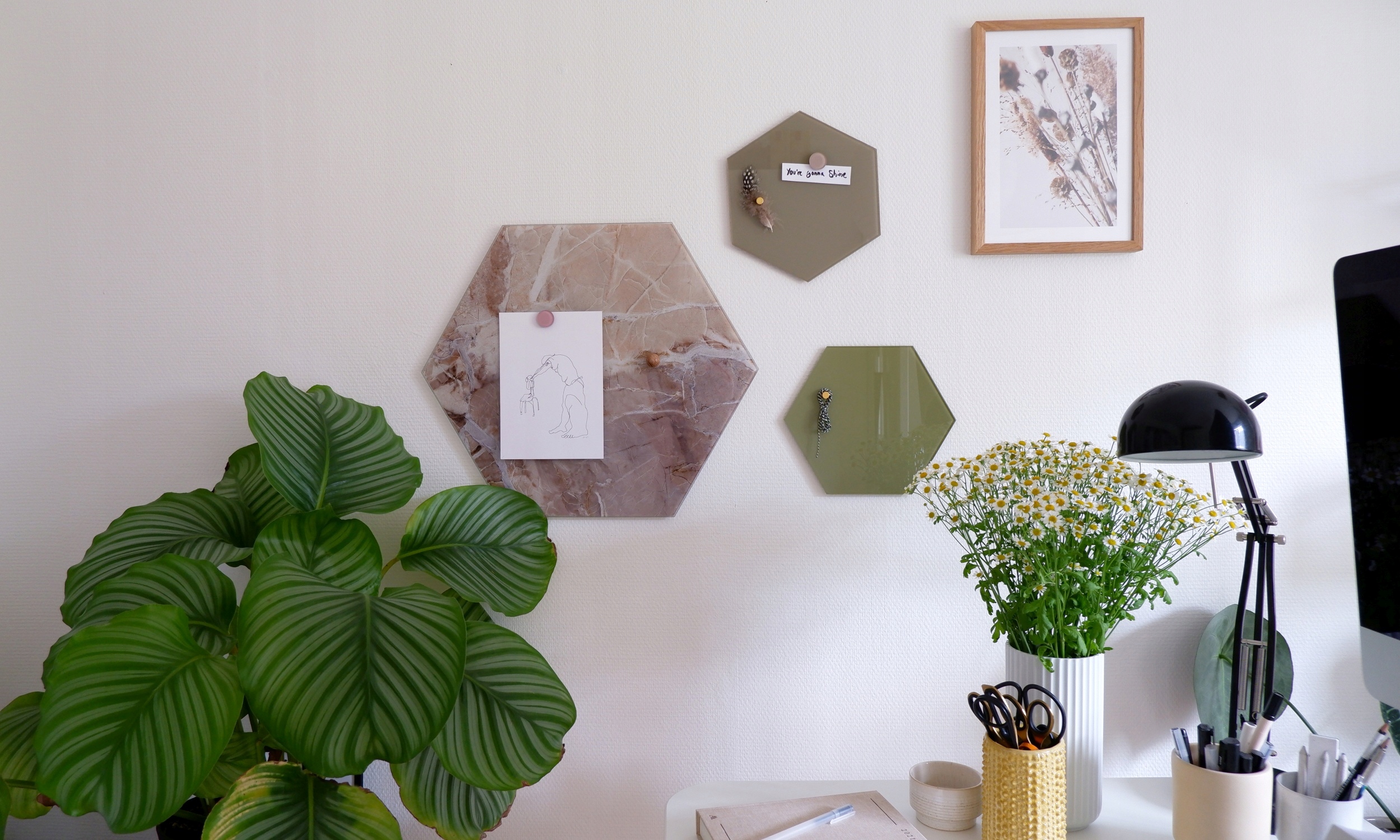 MARMUR BEŻ heksagonalna TABLICA MAGNETYCZNA 42x48 Długość 48 cm