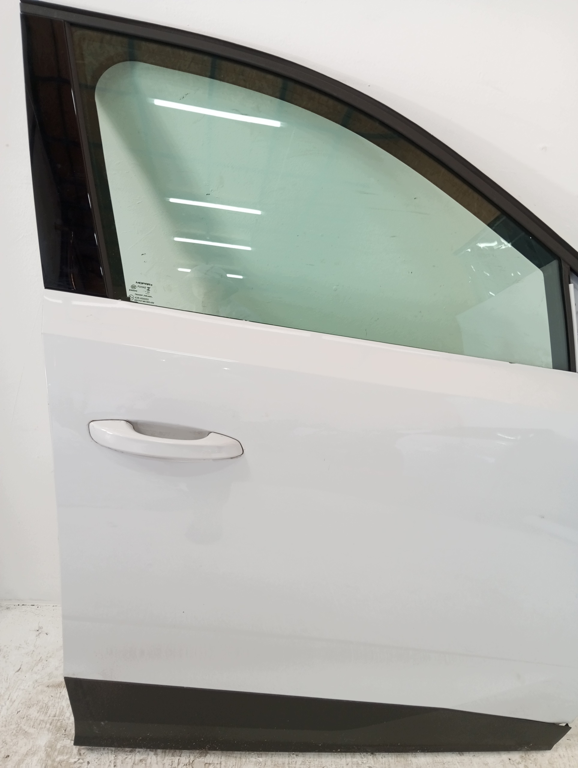 door right front PEUGEOT 5008 III 23R