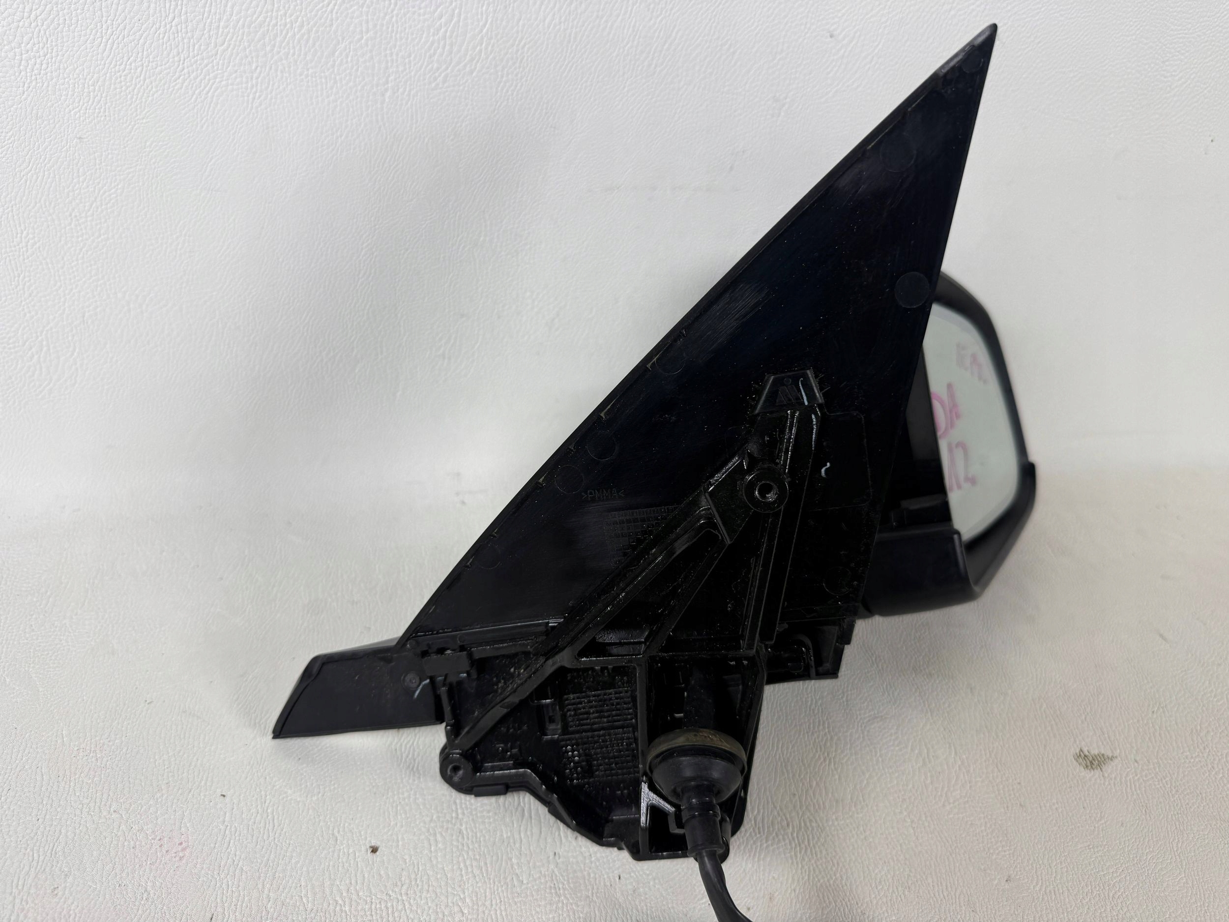 Tesla Model 3 mirror left front front a1001110251