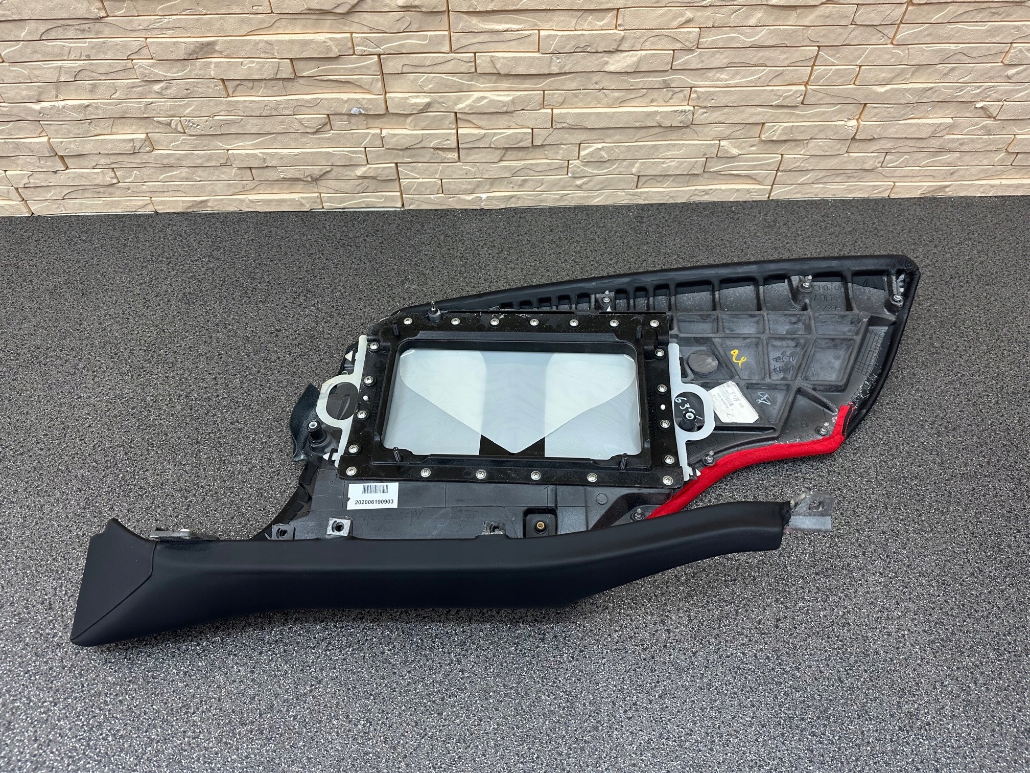 FERRARI SF90 OSŁONA AIRBAG PASAŻERA KOKPIT DESKA Typ samochodu Samochody osobowe