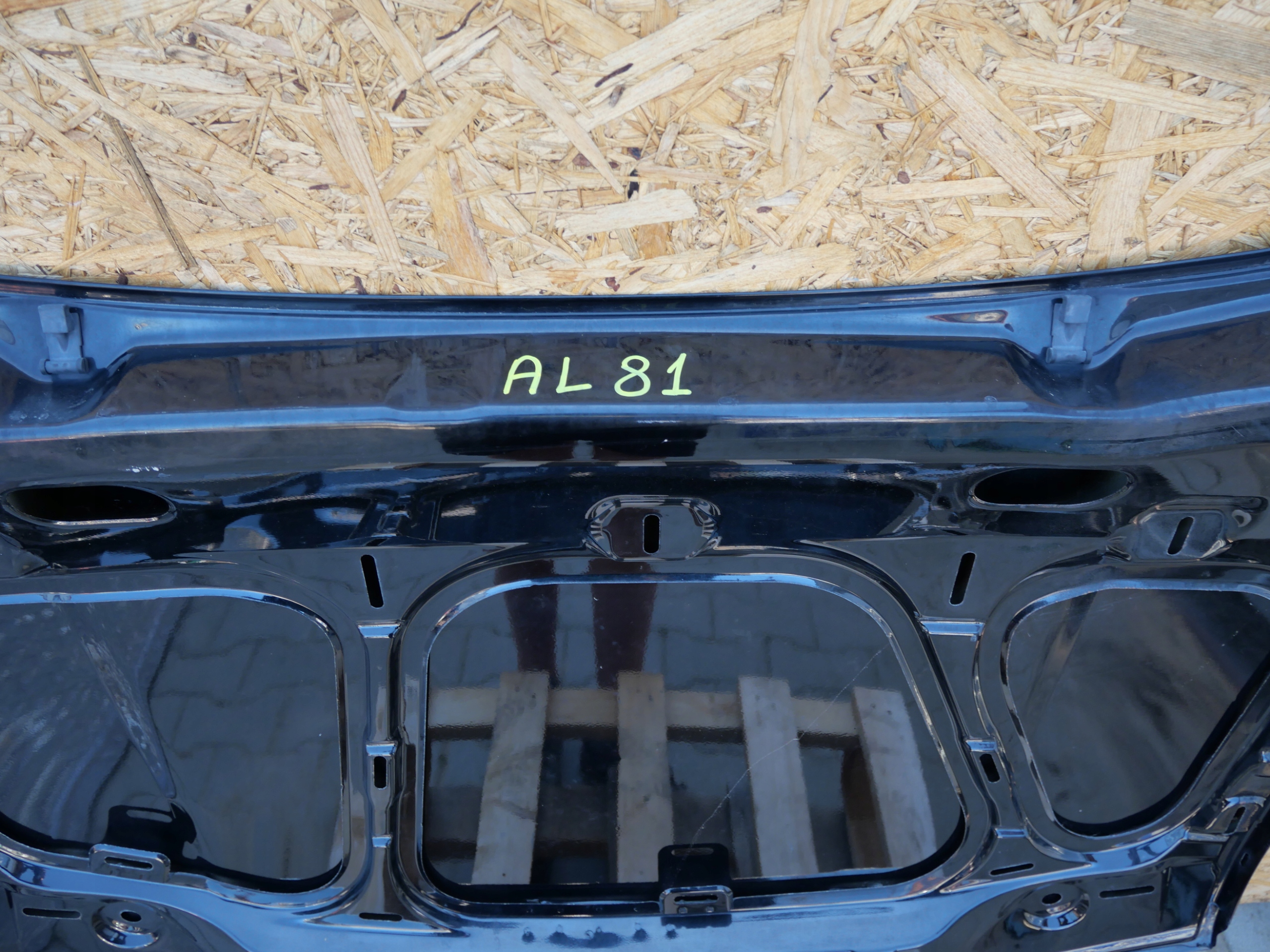 bonnet SEAT AROSA and 1