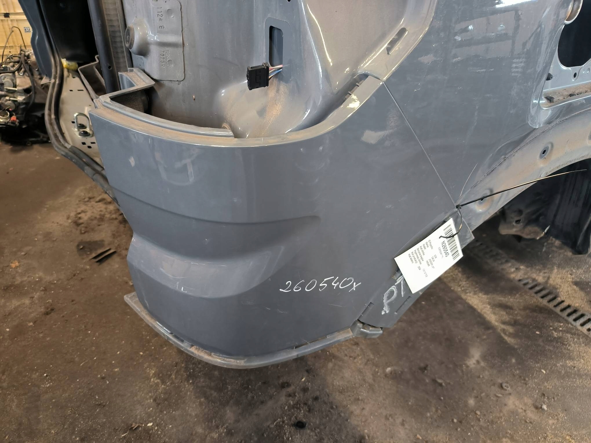 Ecke der Stoßstange rechts heck grau DACIA JOGGER LIFT