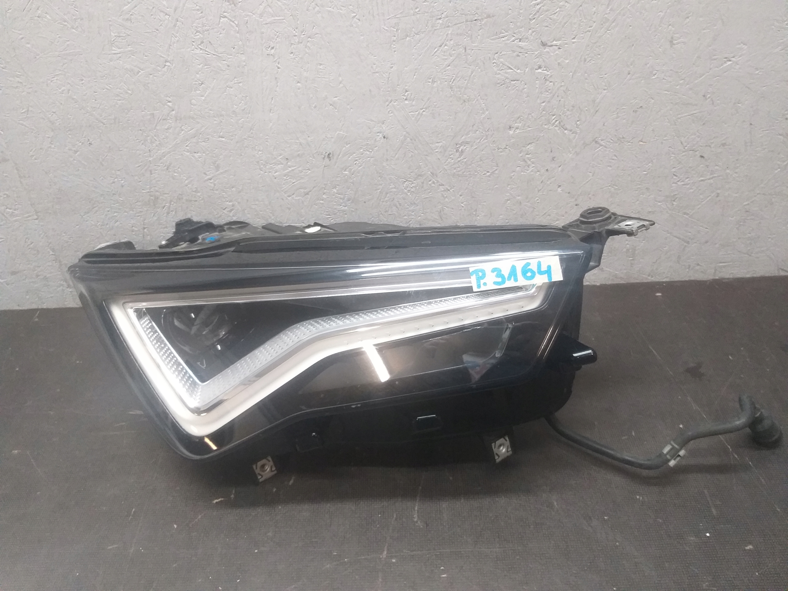 light front right SEAT ATECA LIFT FULL LED 576941032B