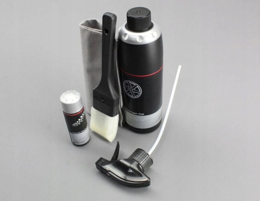 ZESTAW DO PIELĘGNACJI OBRĘCZY KÓŁ AUDI EAN (GTIN) 4039378425395