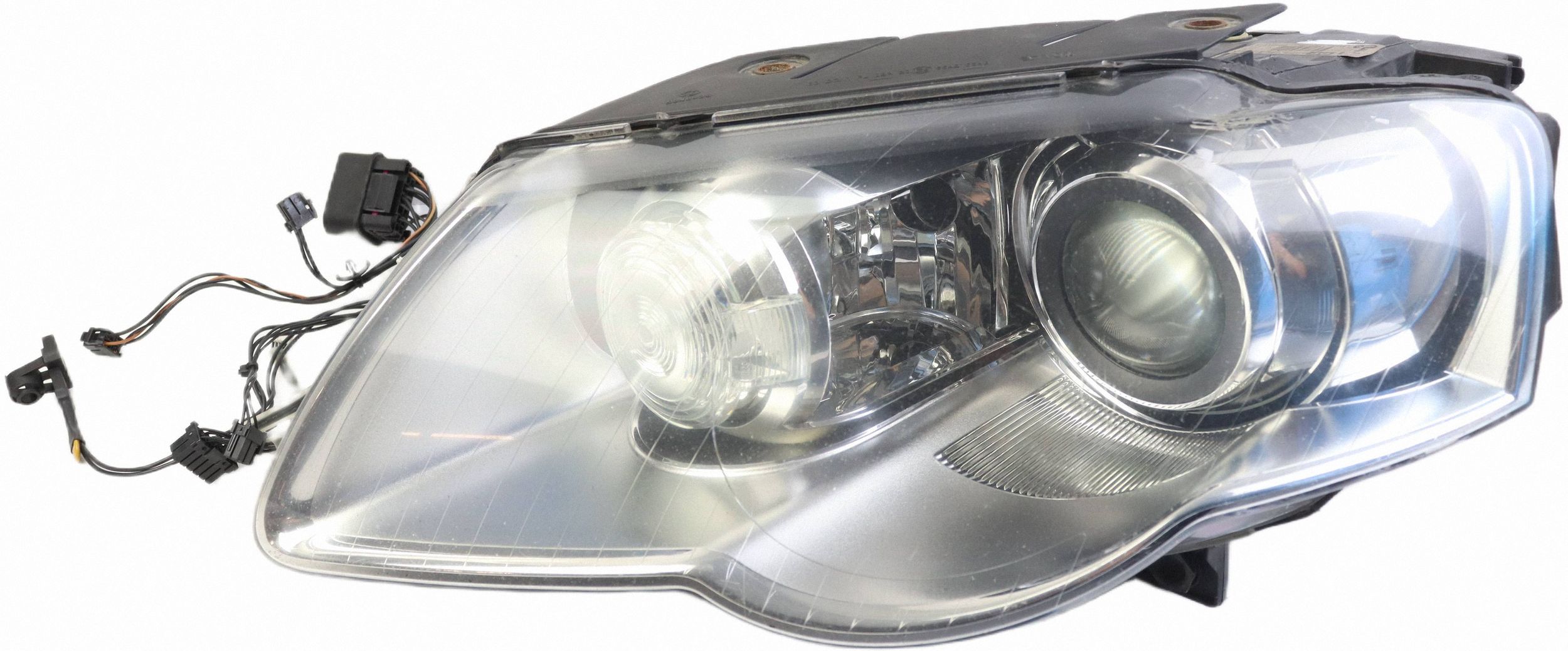 VW PASSAT B6 light front left front BI-XENON SKRETNA EUROPA 3C0941751G