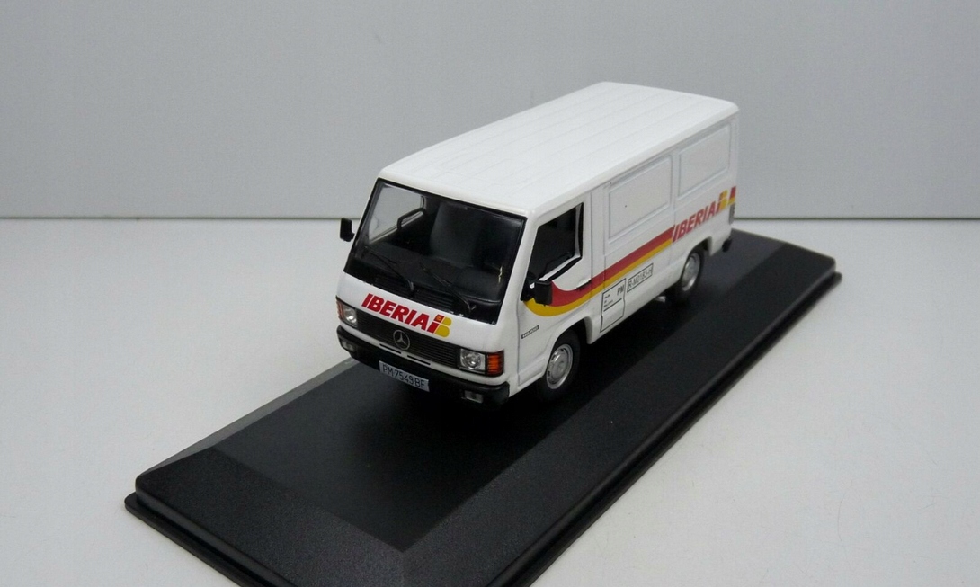 Mercedes-Benz MB100 (1990) Iberia 1:43 Salvat č.25