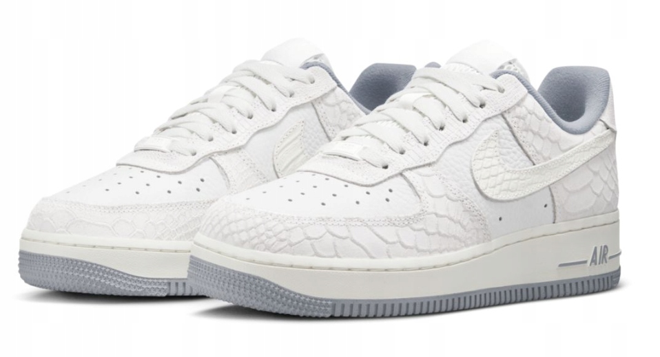 Dámské boty Nike Air Force 1 White Python DX2678-100 vel. 43