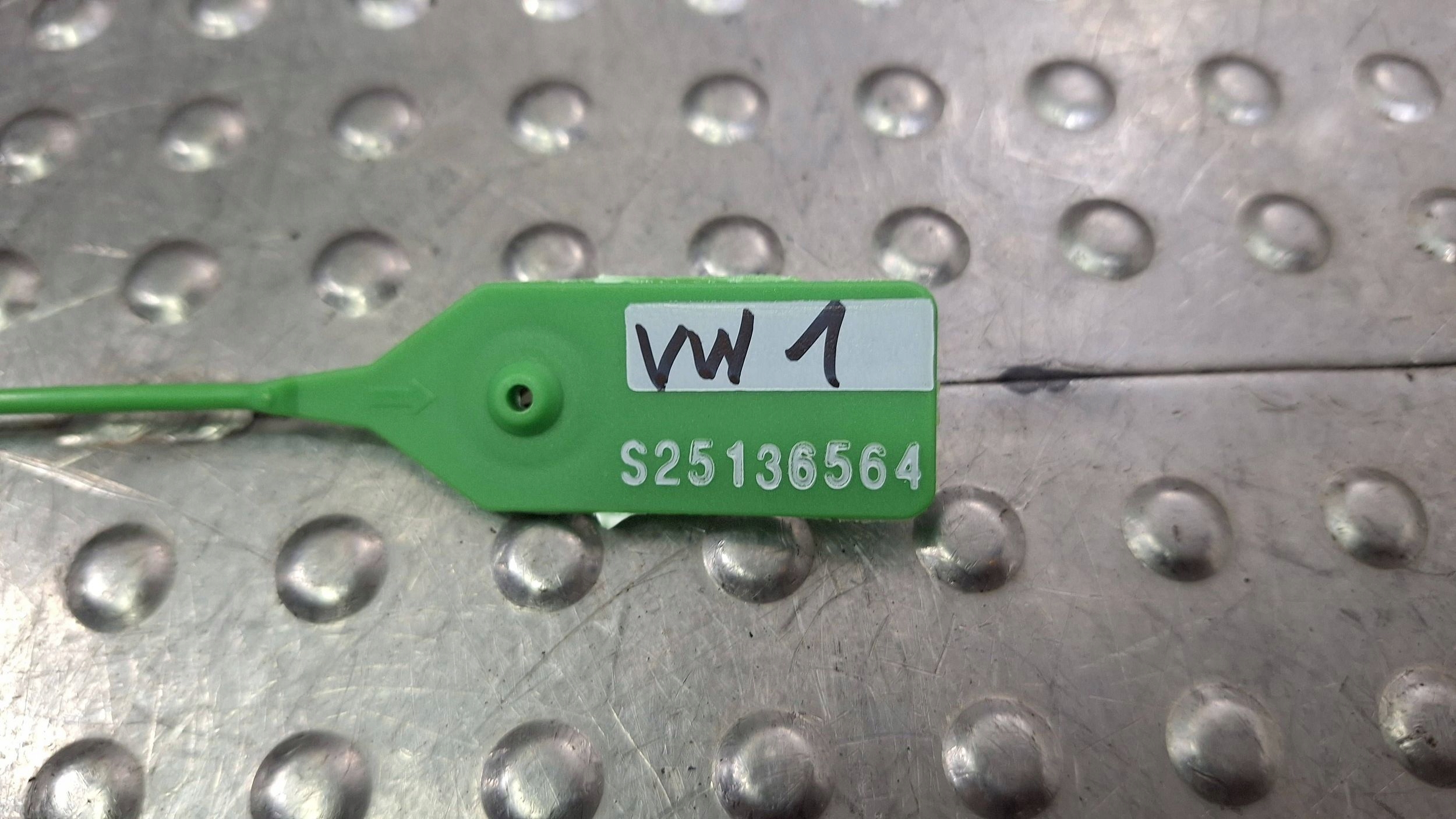 Waschwasserdüse Leuchte rechts 5K0955978A VW GOLF VI