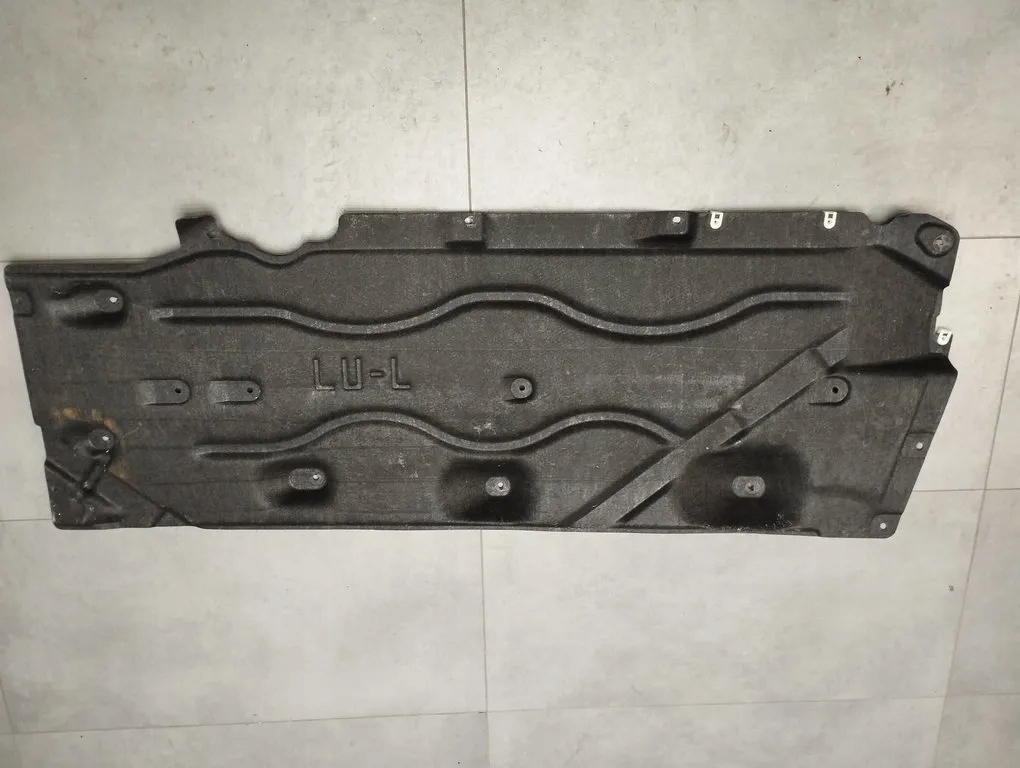 BMW X1 F48 Blende Abdeckung Unterfahrschutz links