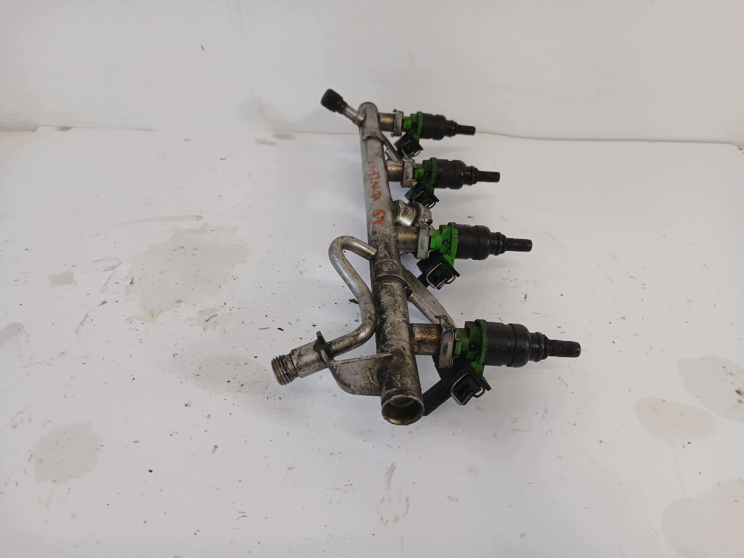 MERCEDES W203 1.8 K Rampe injection 2710780549