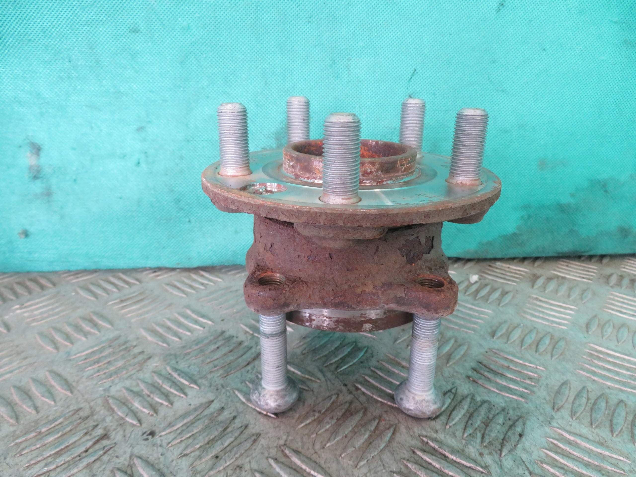 Mozzo FUSELLO perno mozzo LAND ROVER VELAR L560 3.0 22R