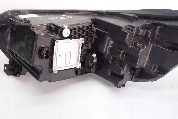 RENAULT TRAFIC IV FULL LED LIFT 21- reflektor right light right 260102899R