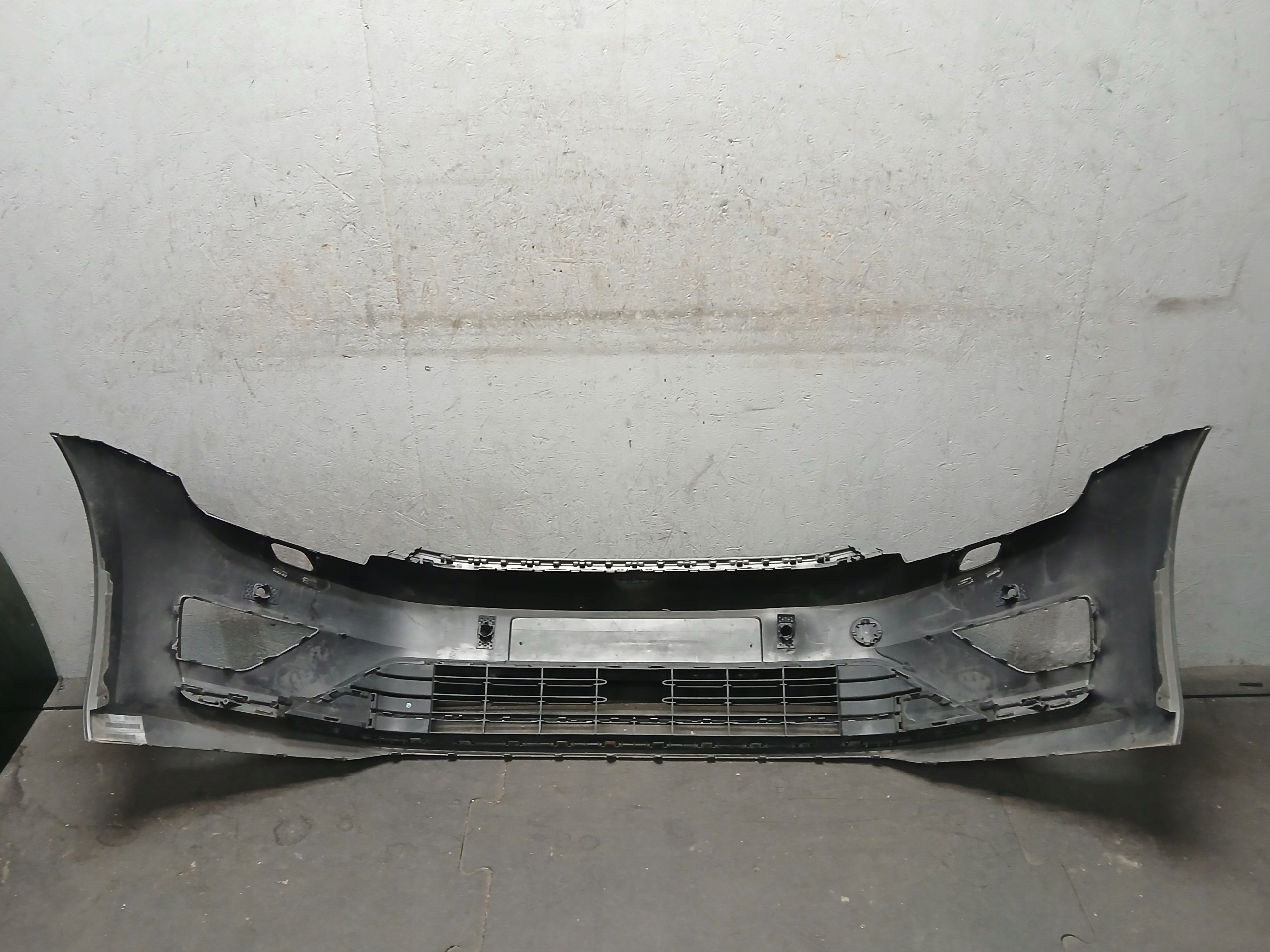nárazník předek VW SPORTSVAN 510