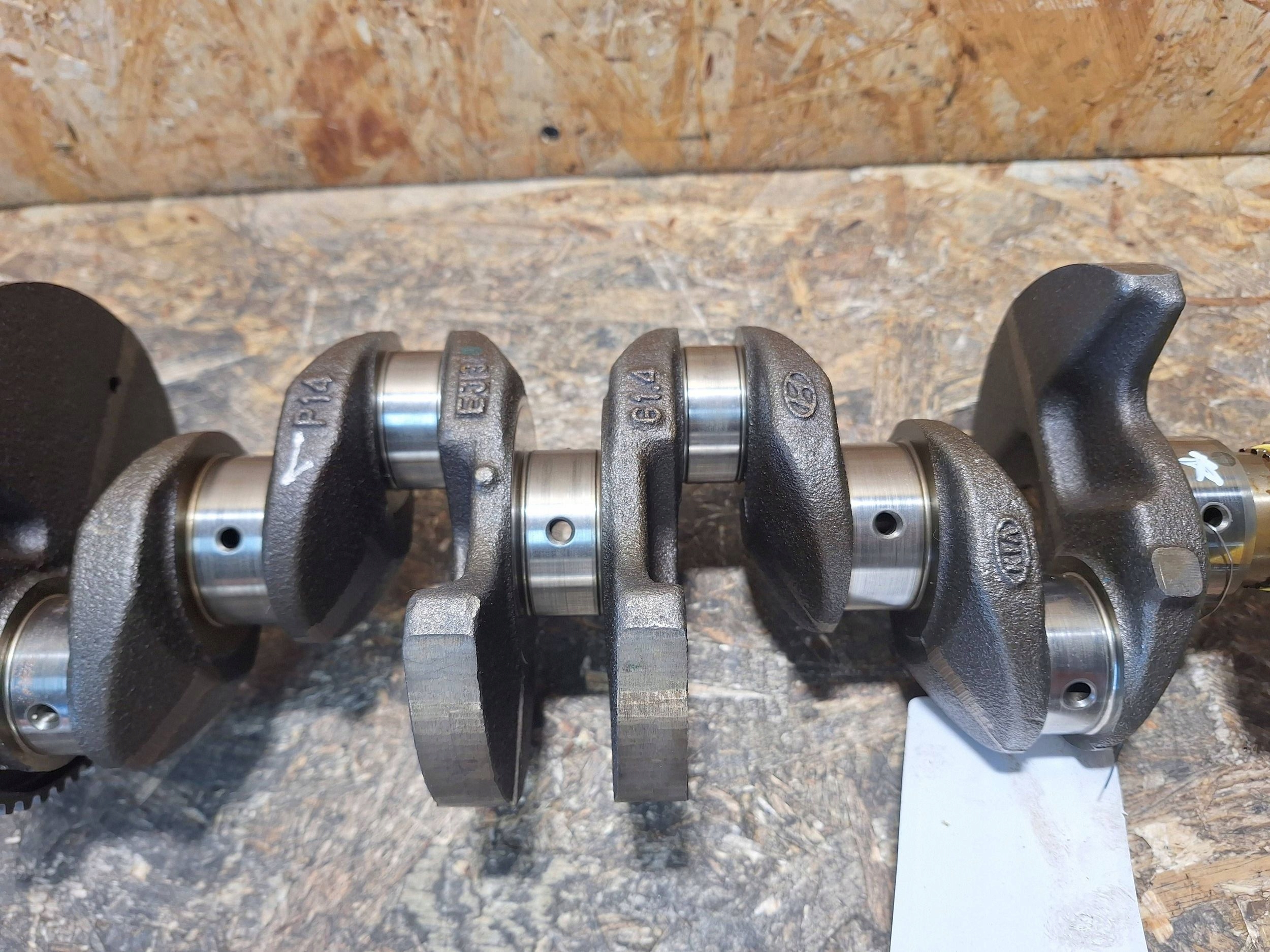 crank HYUNDAI ix20 VENGA 1.4 16V G4FA NOMINAL