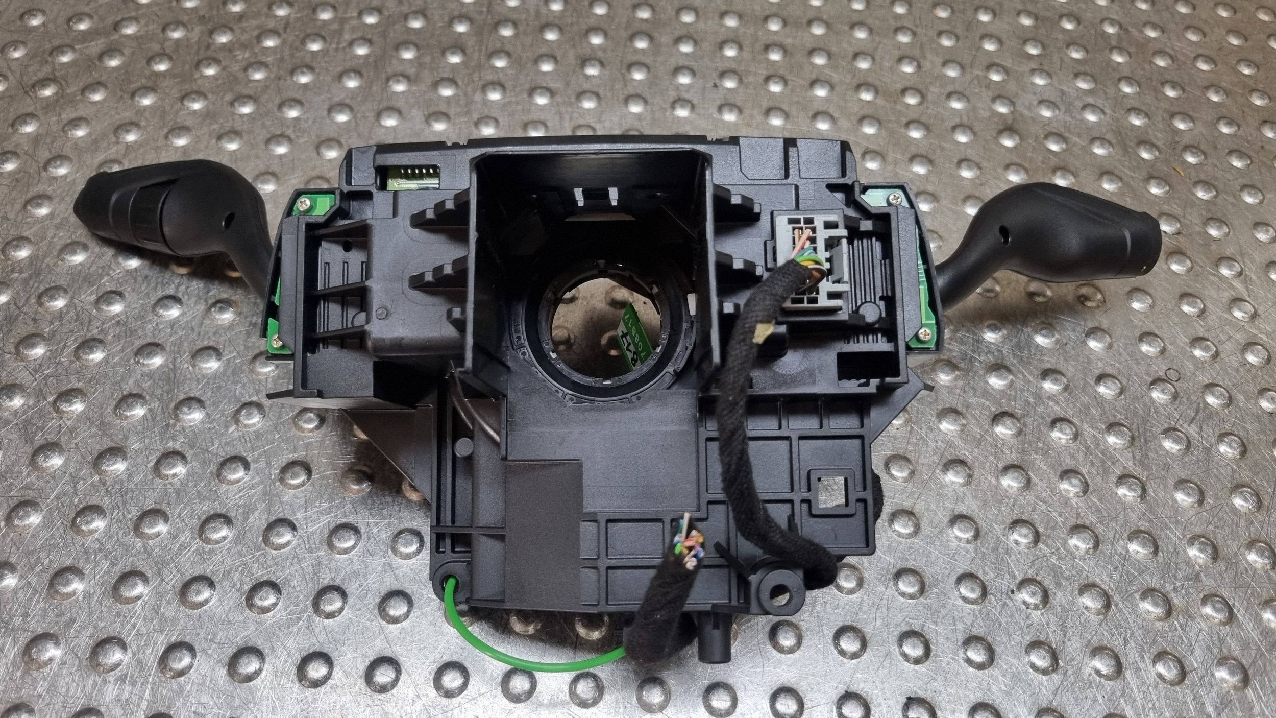 commodo commande levier commodo sous volant anneau BV6T-13N064-AJ FORD C-MAX MK2 FOCUS MK3