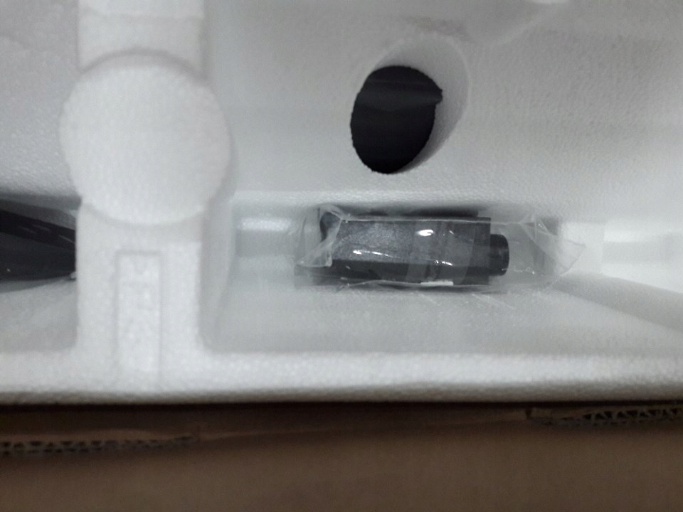 TOSHIBA 55LA2063DG UHD AndroidTV-uszkodzony Model 55UA2063DG