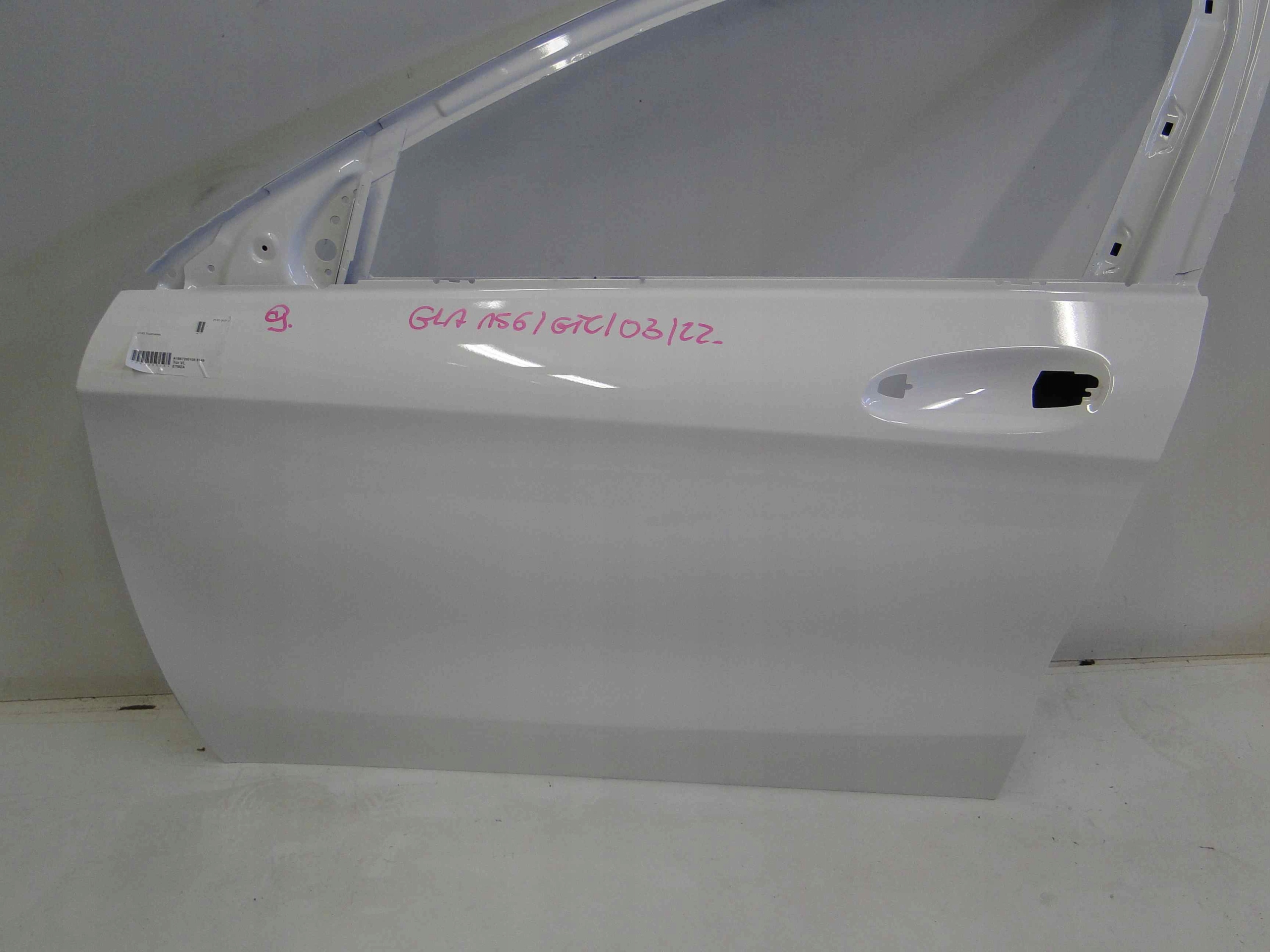 MERCEDES GLA X156 156 DRZWI PRZEDNIE LEWE 149 Producent części Mercedes-Benz OE