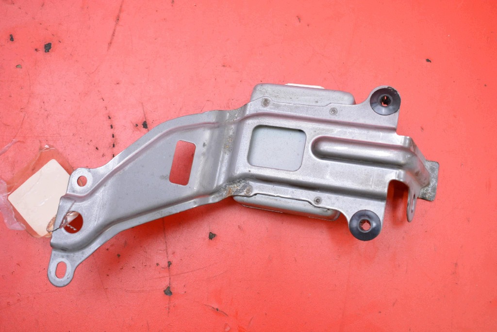 control unit module 86572-12140 166900-1620 TOYOTA COROLLA E21 1.8 HYBRID 98 KM